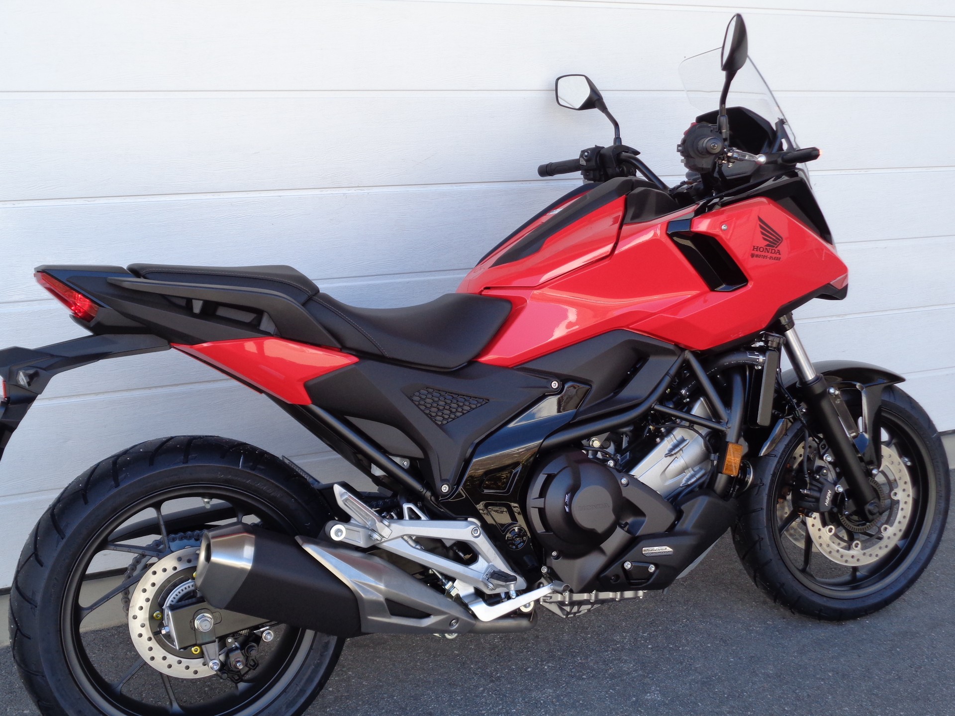 HONDA NC 750 X DCT-showroom-element-2