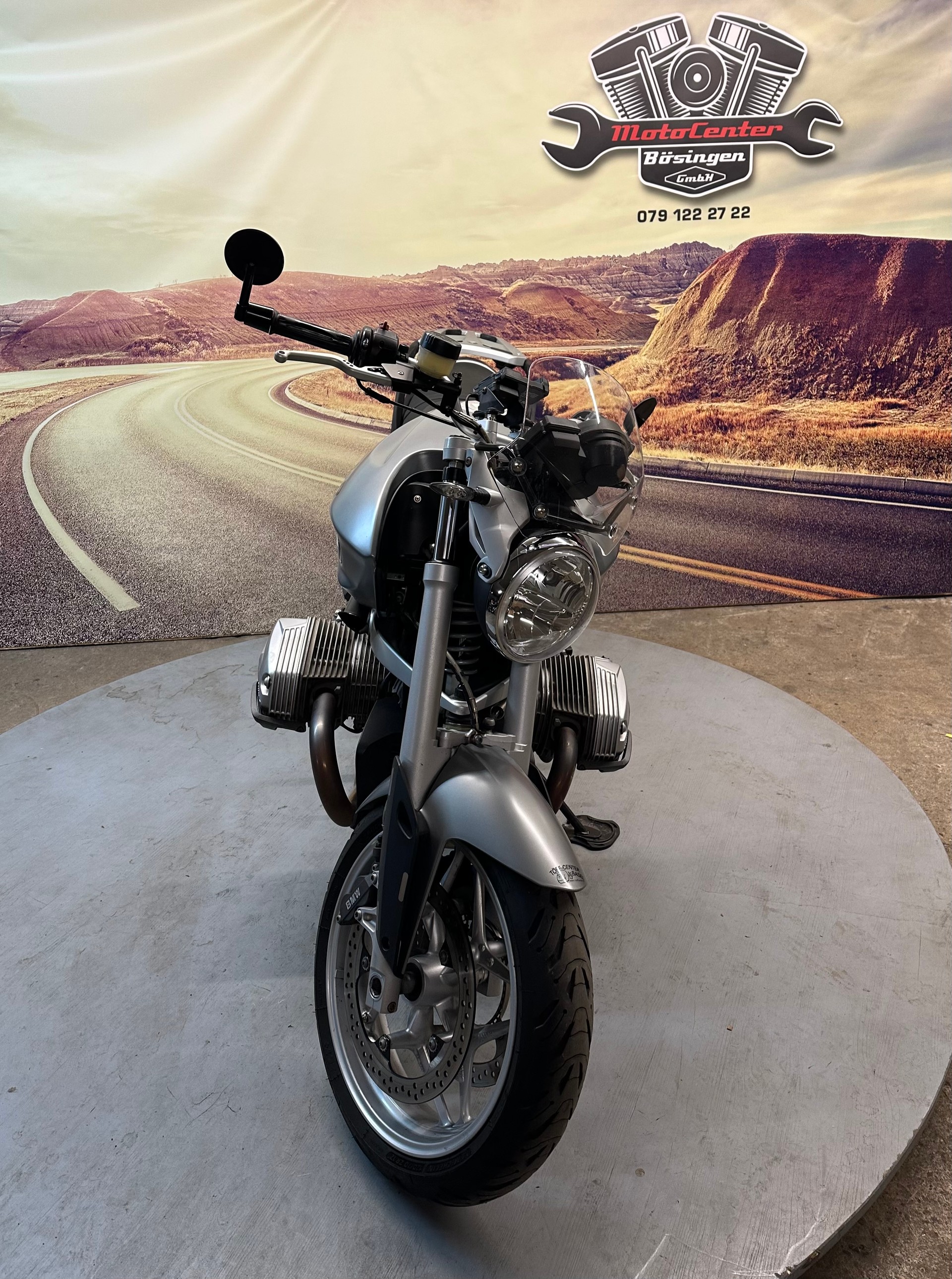BMW R 1200 R-showroom-element-1
