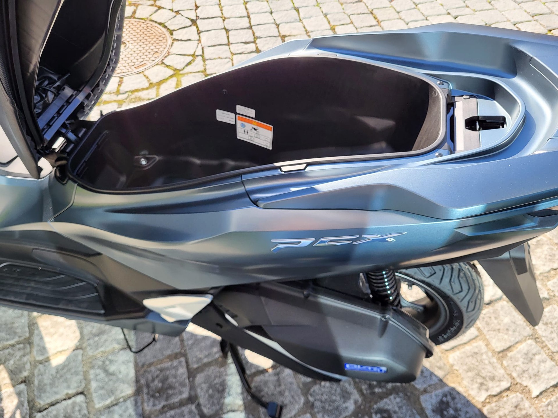 HONDA PCX 125 i ABS Modell 2025-showroom-element-2