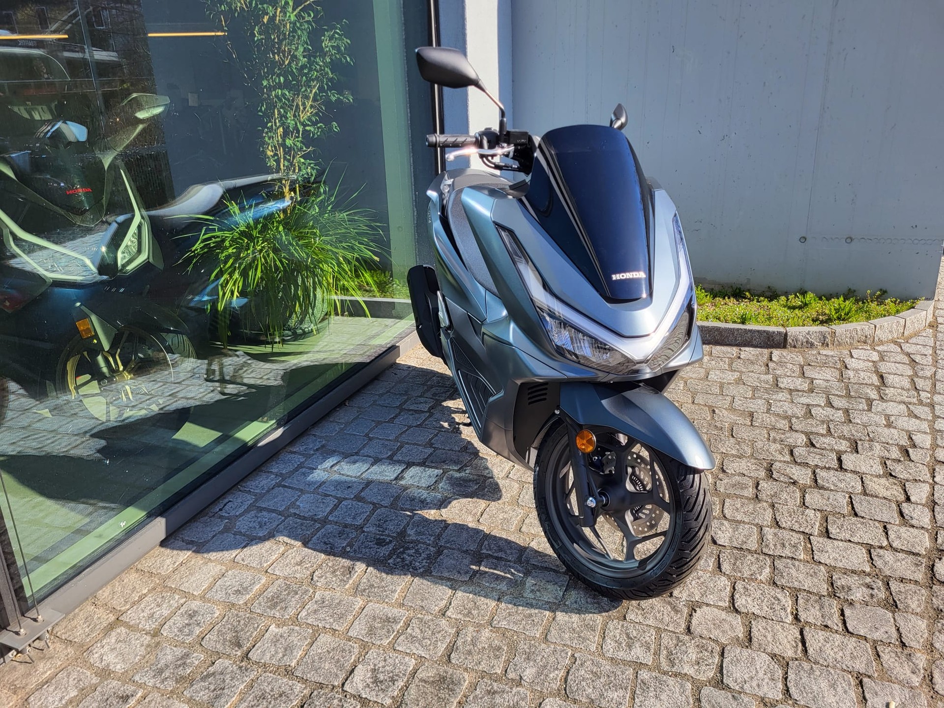 HONDA PCX 125 i ABS Modell 2025-showroom-element-1