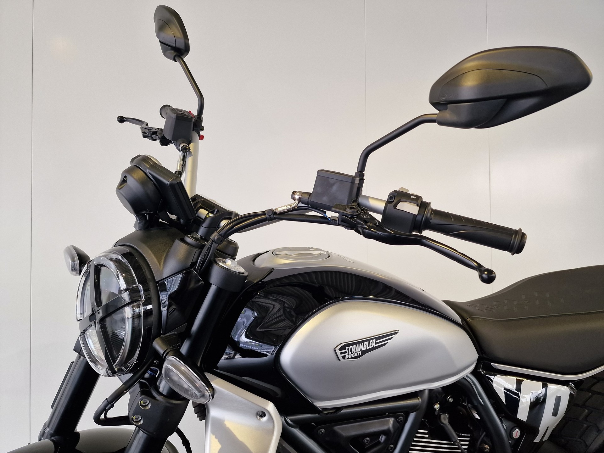 DUCATI Scrambler 803 Icon-image-4