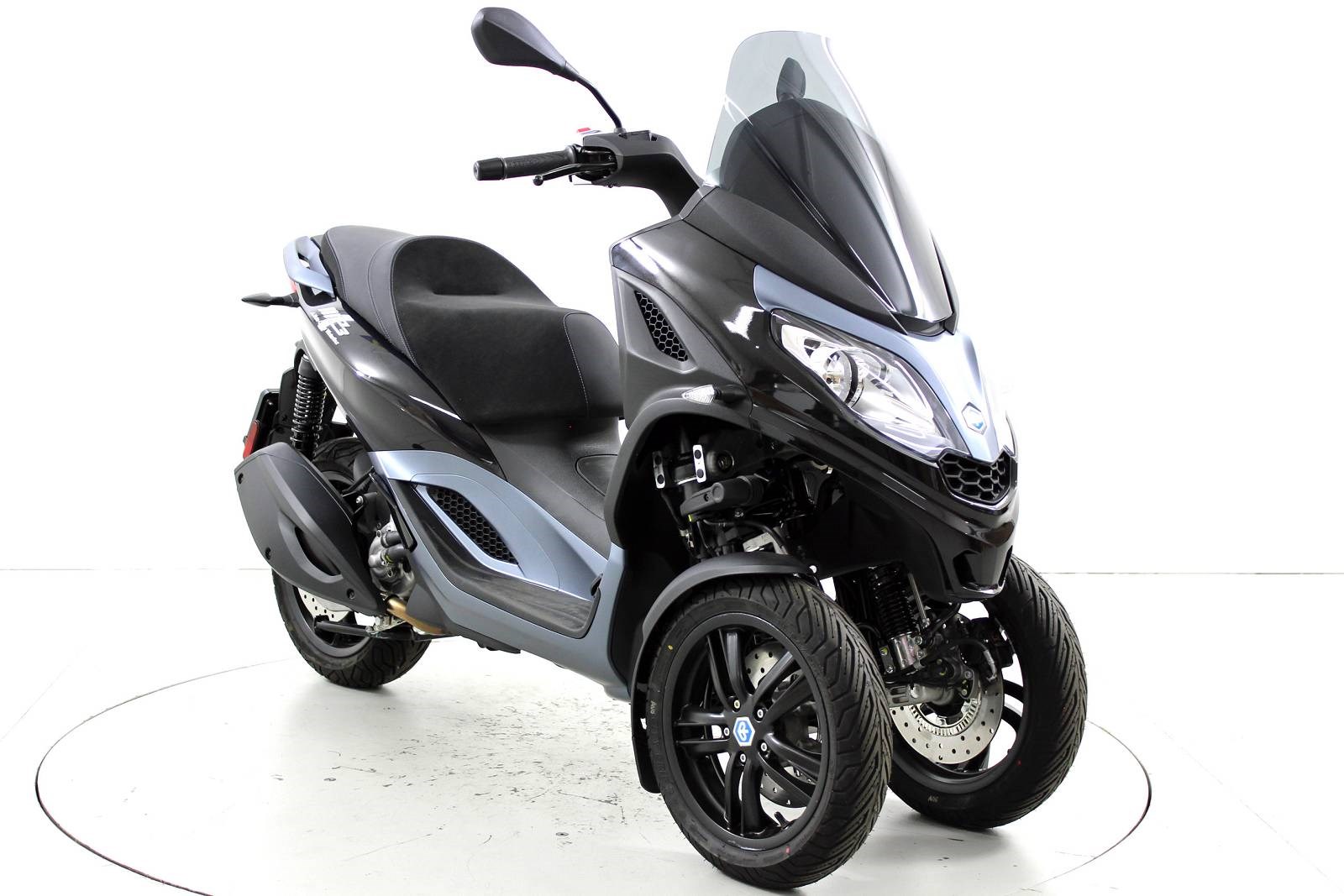 PIAGGIO MP3 300 ABS-image-1