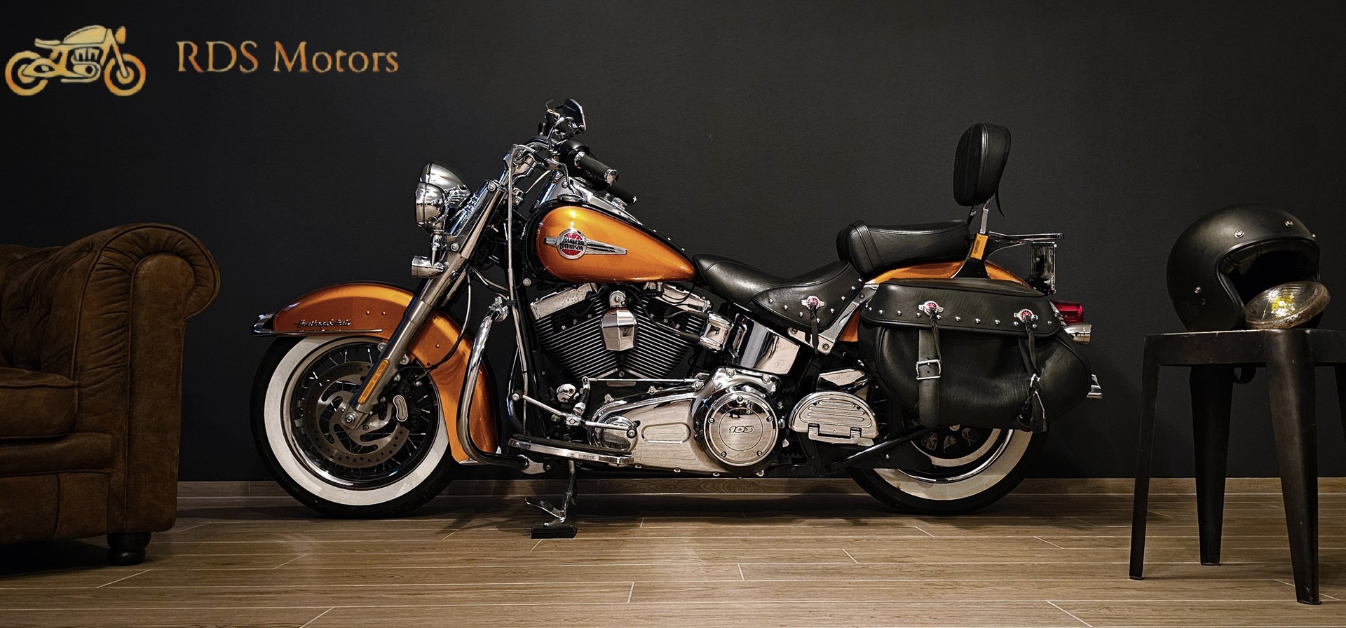 HARLEY-DAVIDSON FLSTC Softail Heritage Classic ABS-showroom-element-2