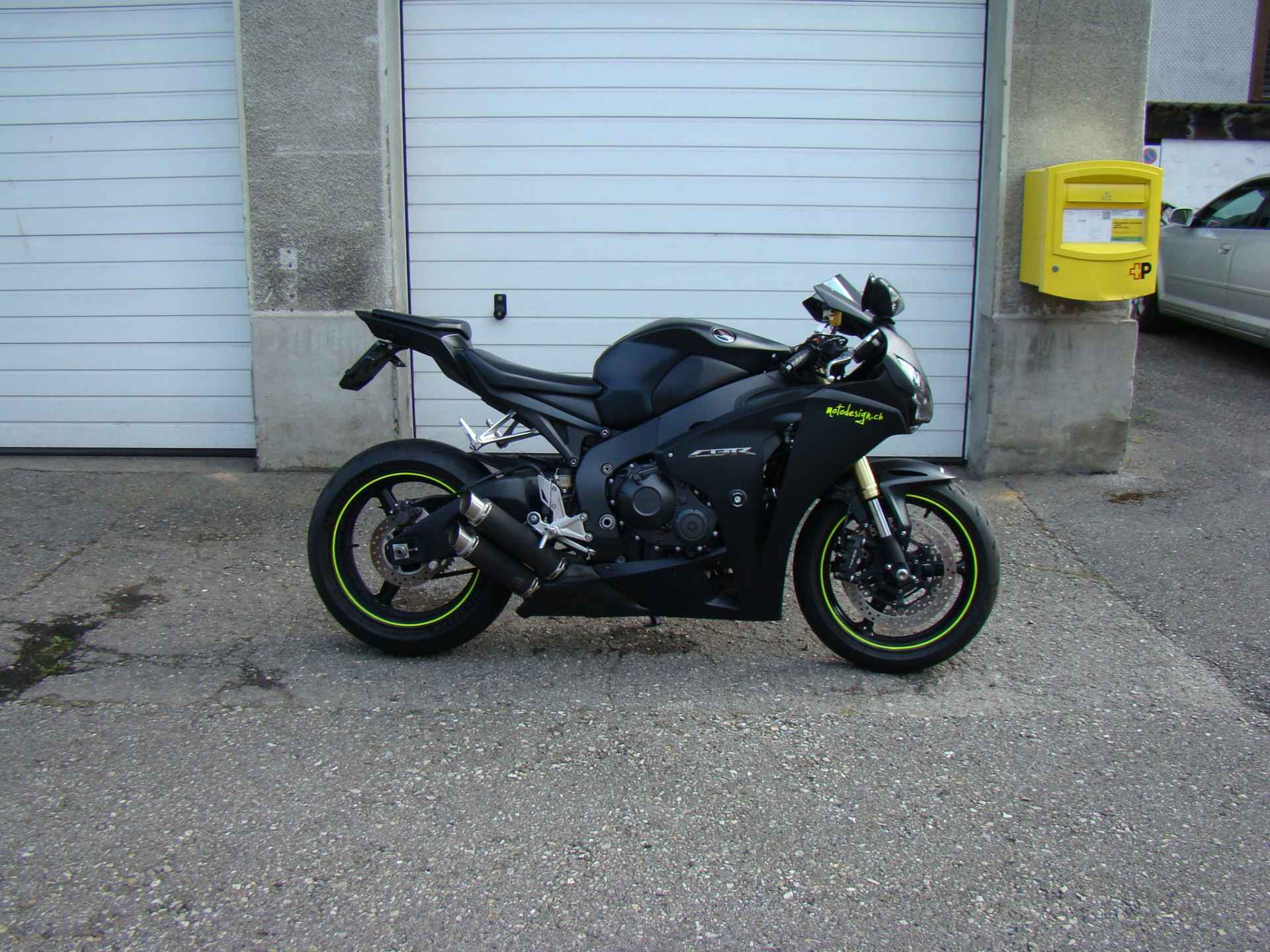 HONDA CBR 1000 RR Fireblade