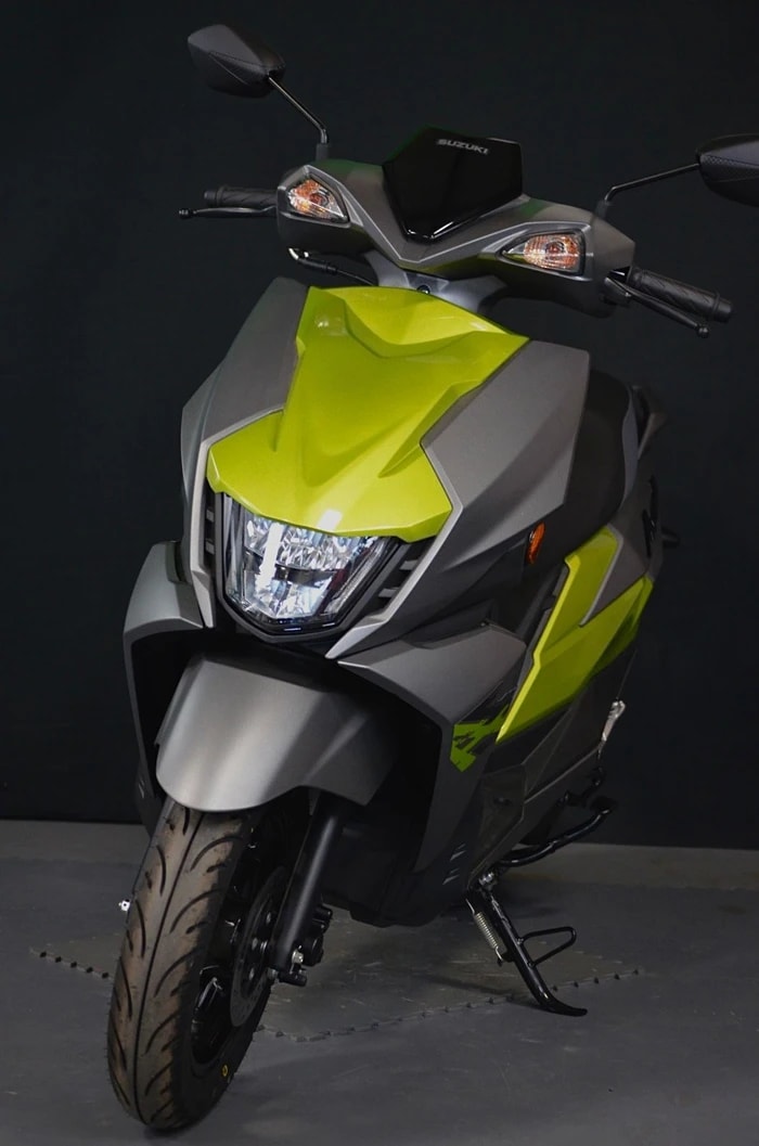 SUZUKI UN 125 Avenis-showroom-element-2