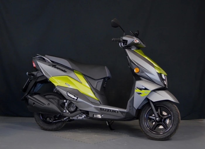 SUZUKI UN 125 Avenis