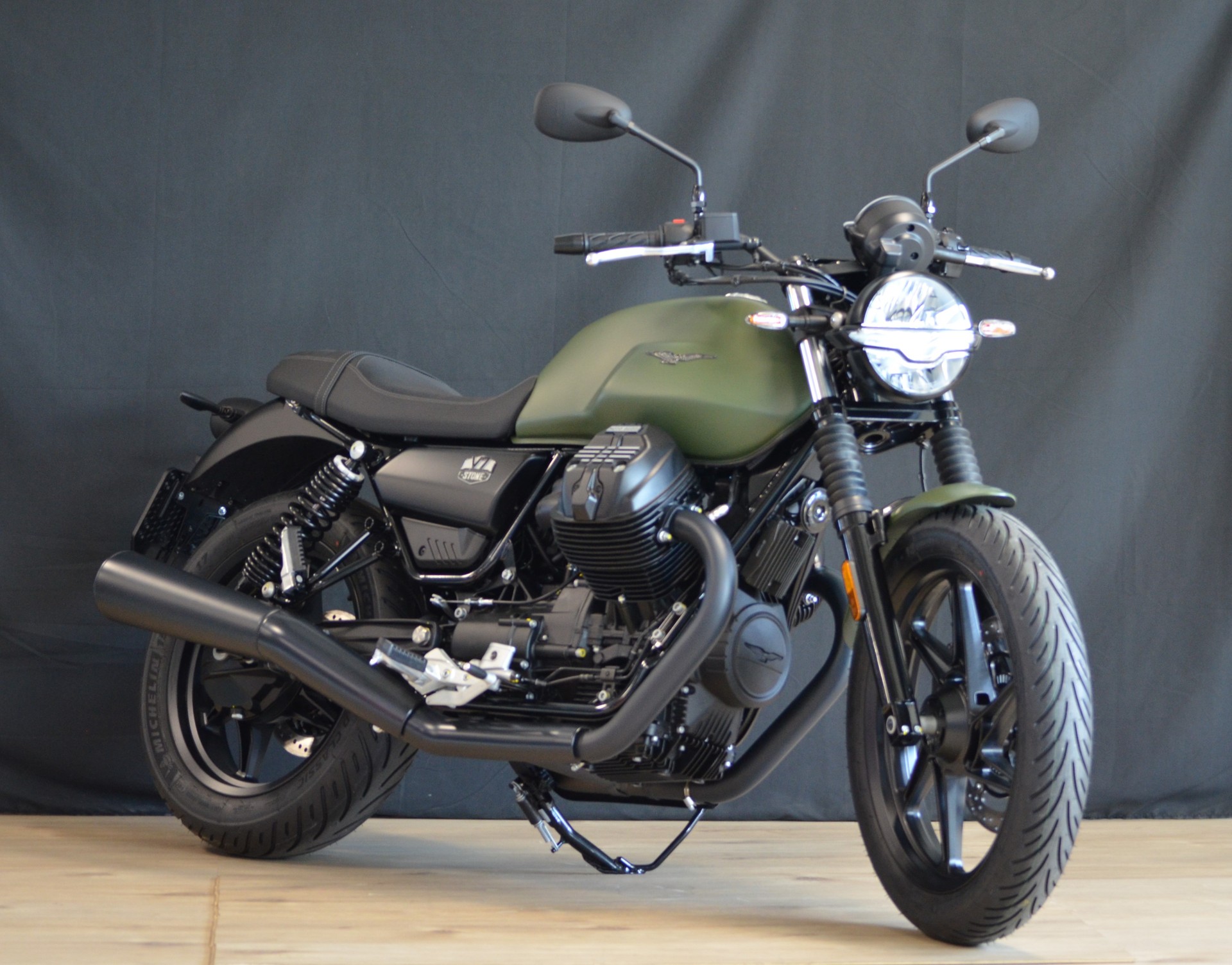 MOTO GUZZI V7 IV 850 Stone