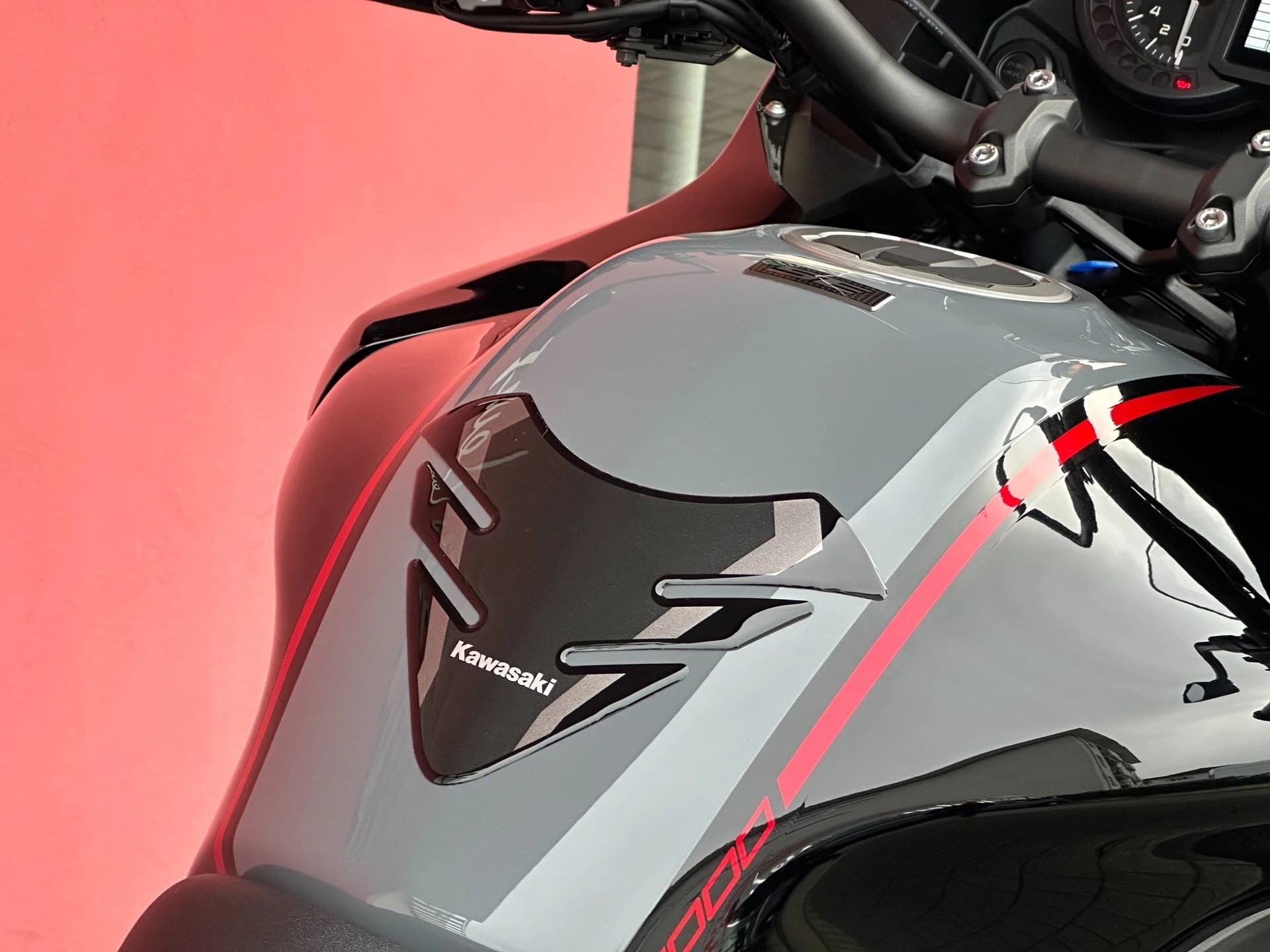 KAWASAKI Versys 1000 SE Grand Tourer-showroom-element-1