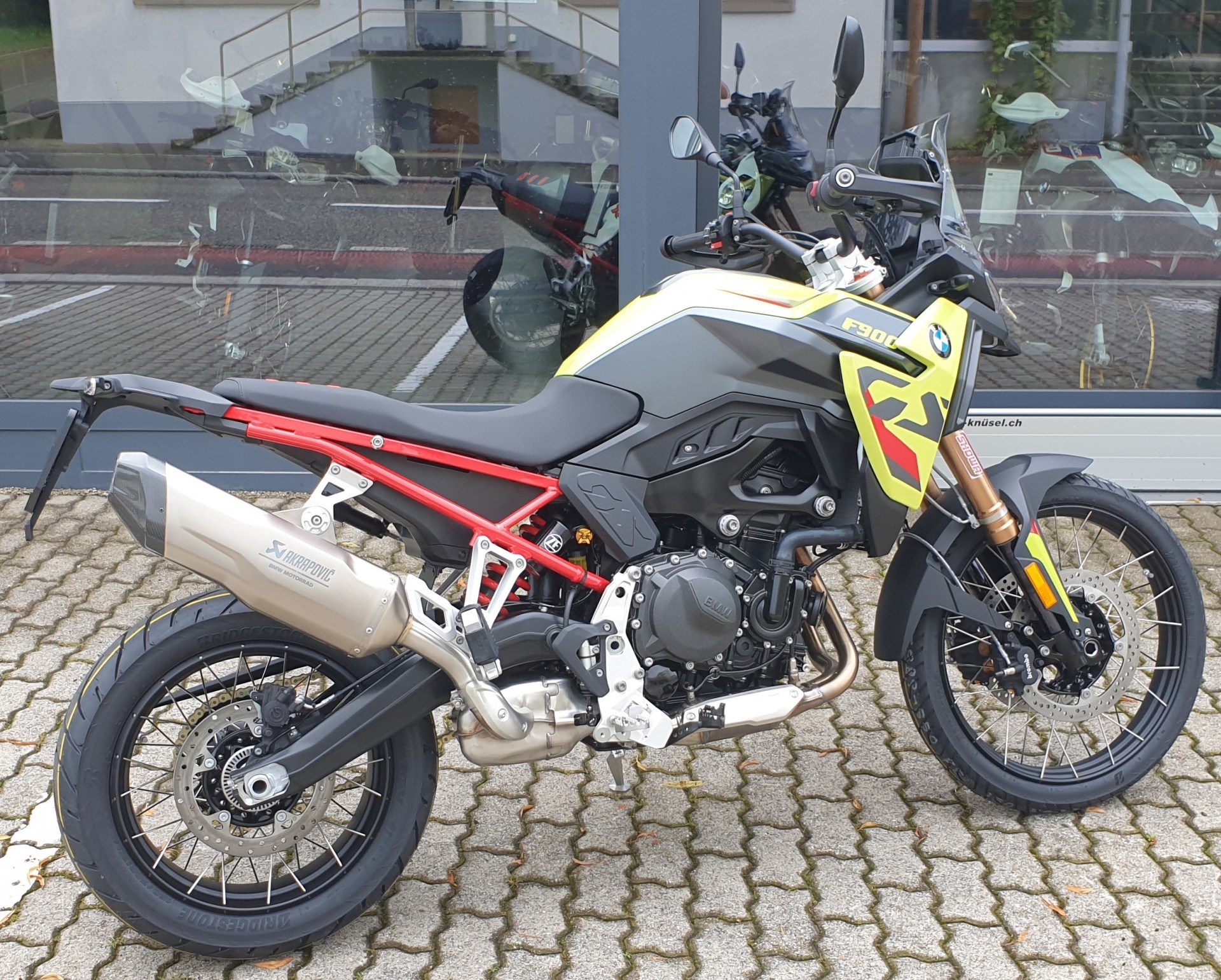 BMW F 900 GS Passion-showroom-element-2