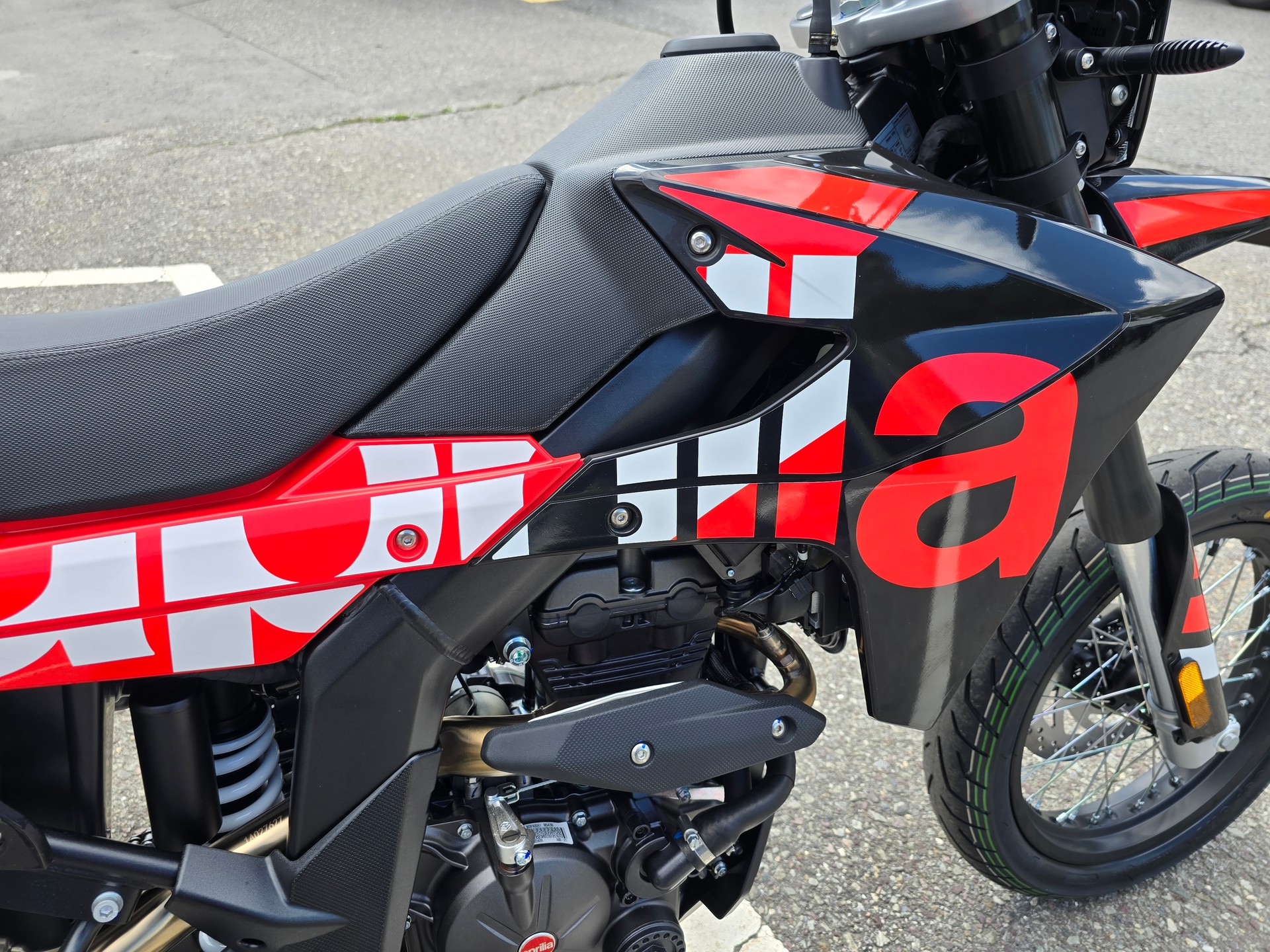 APRILIA SX 125 E5+ NEW 2025-image-3