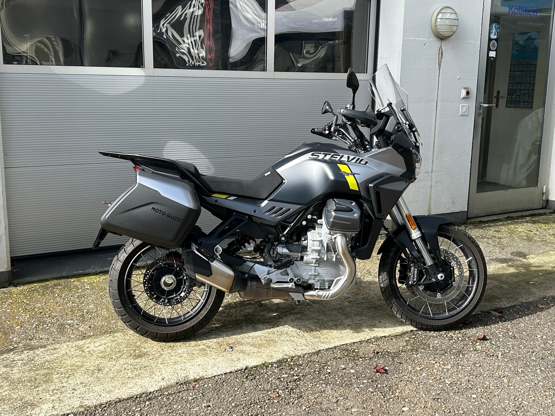 MOTO GUZZI Stelvio 1000 PFF RAS EU5+-showroom-element-3