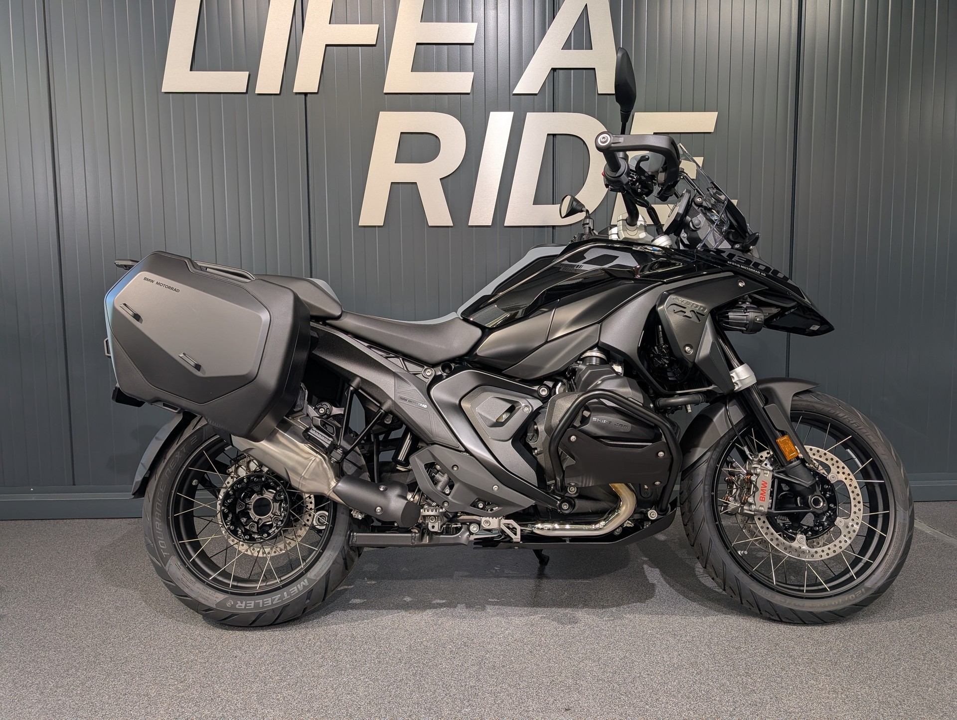 BMW R 1300 GS - Inklusive Service-Paket 3 Jahre / 30'000km!-image-0