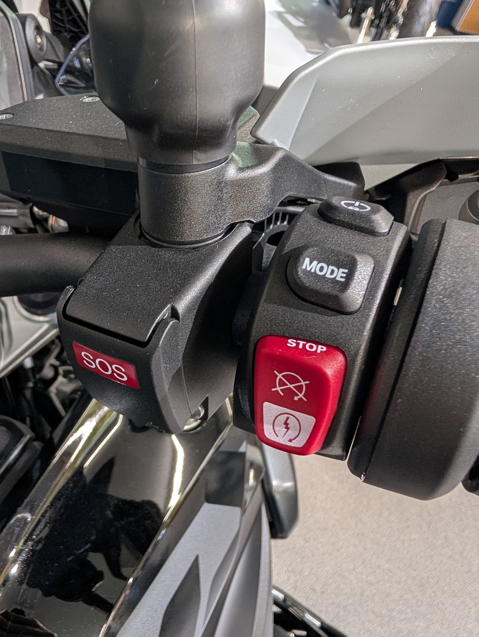BMW R 1300 GS - Inklusive Service-Paket 3 Jahre / 30'000km!-image-4
