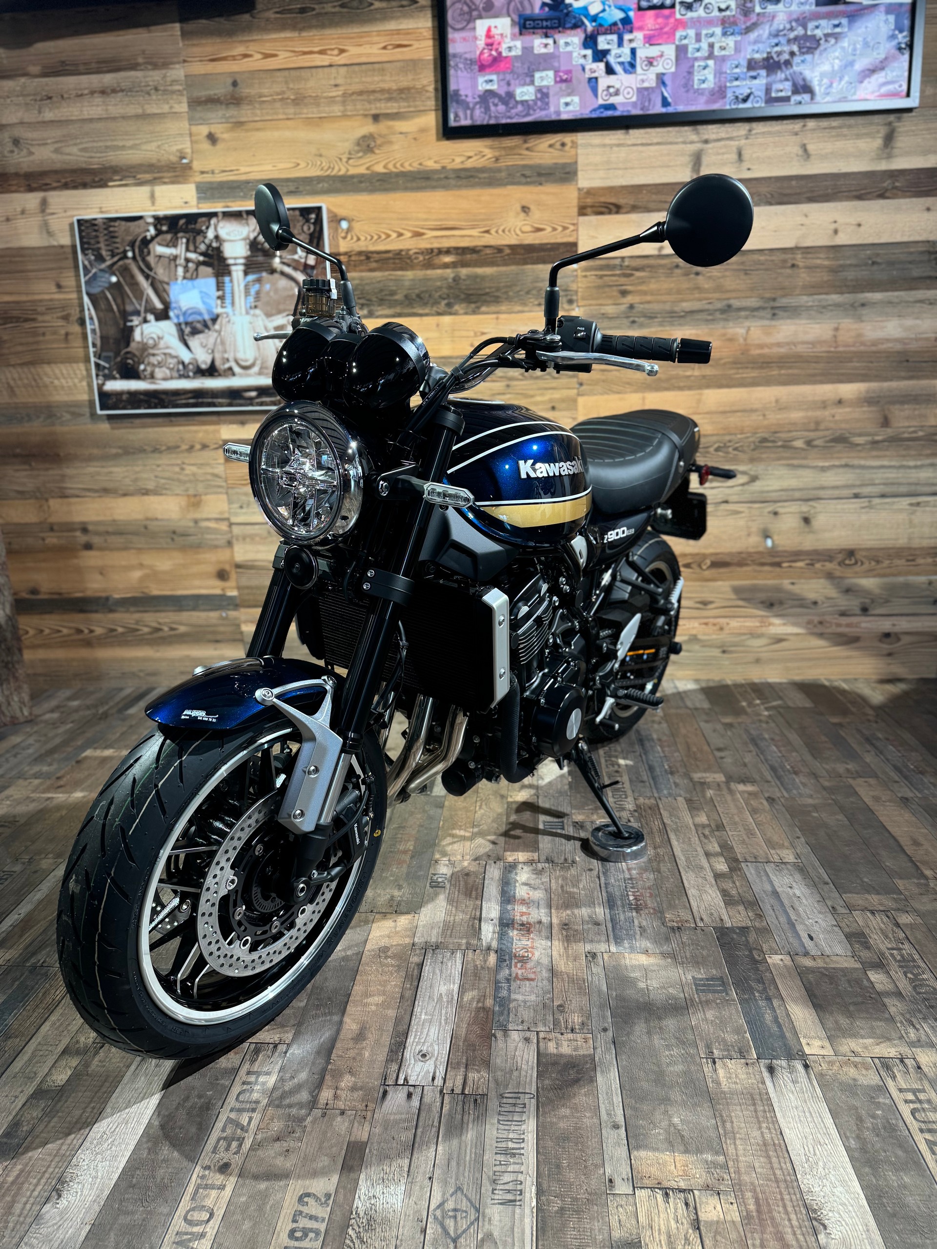 KAWASAKI Z 900 RS