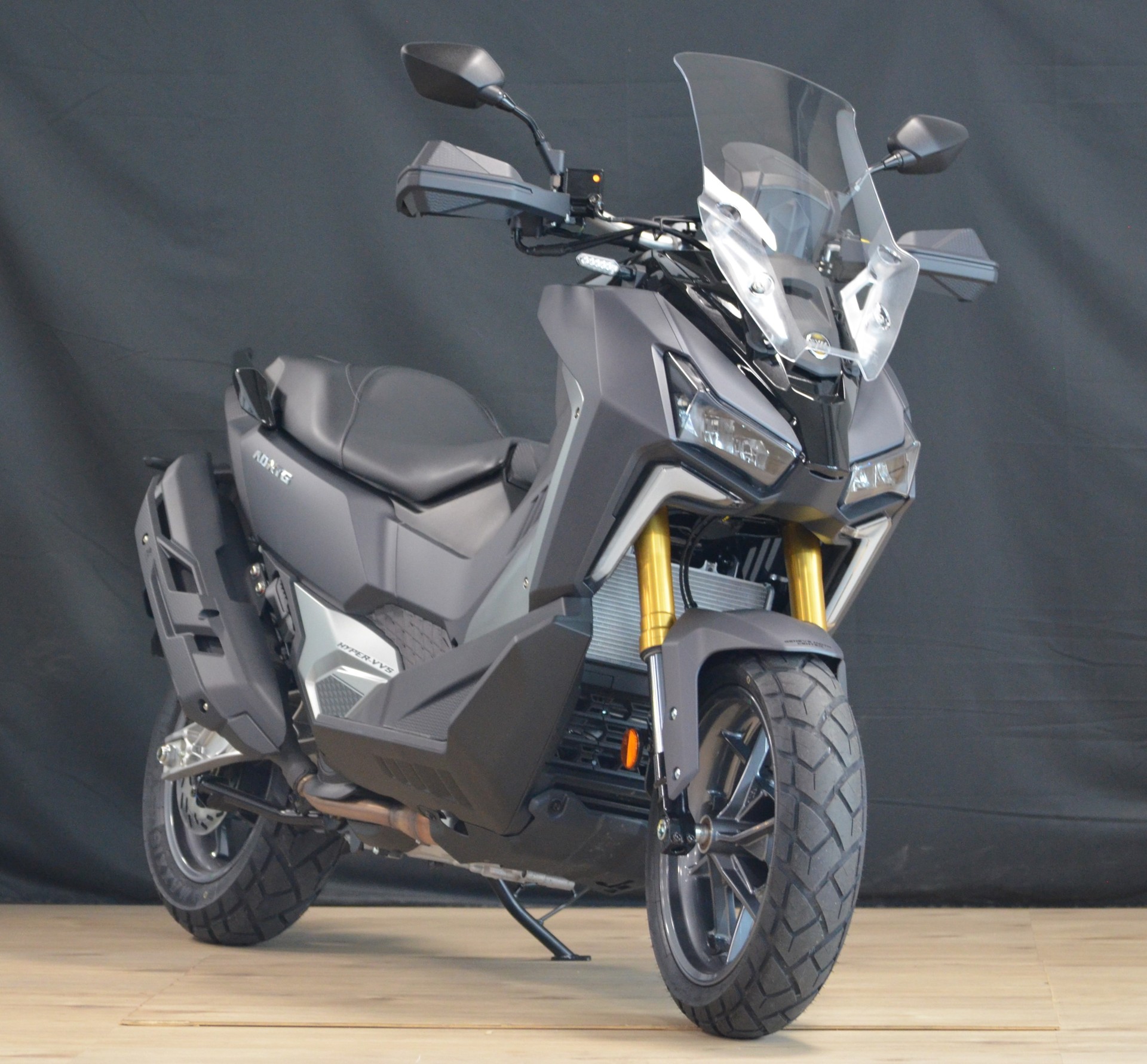 SYM ADX TG 400