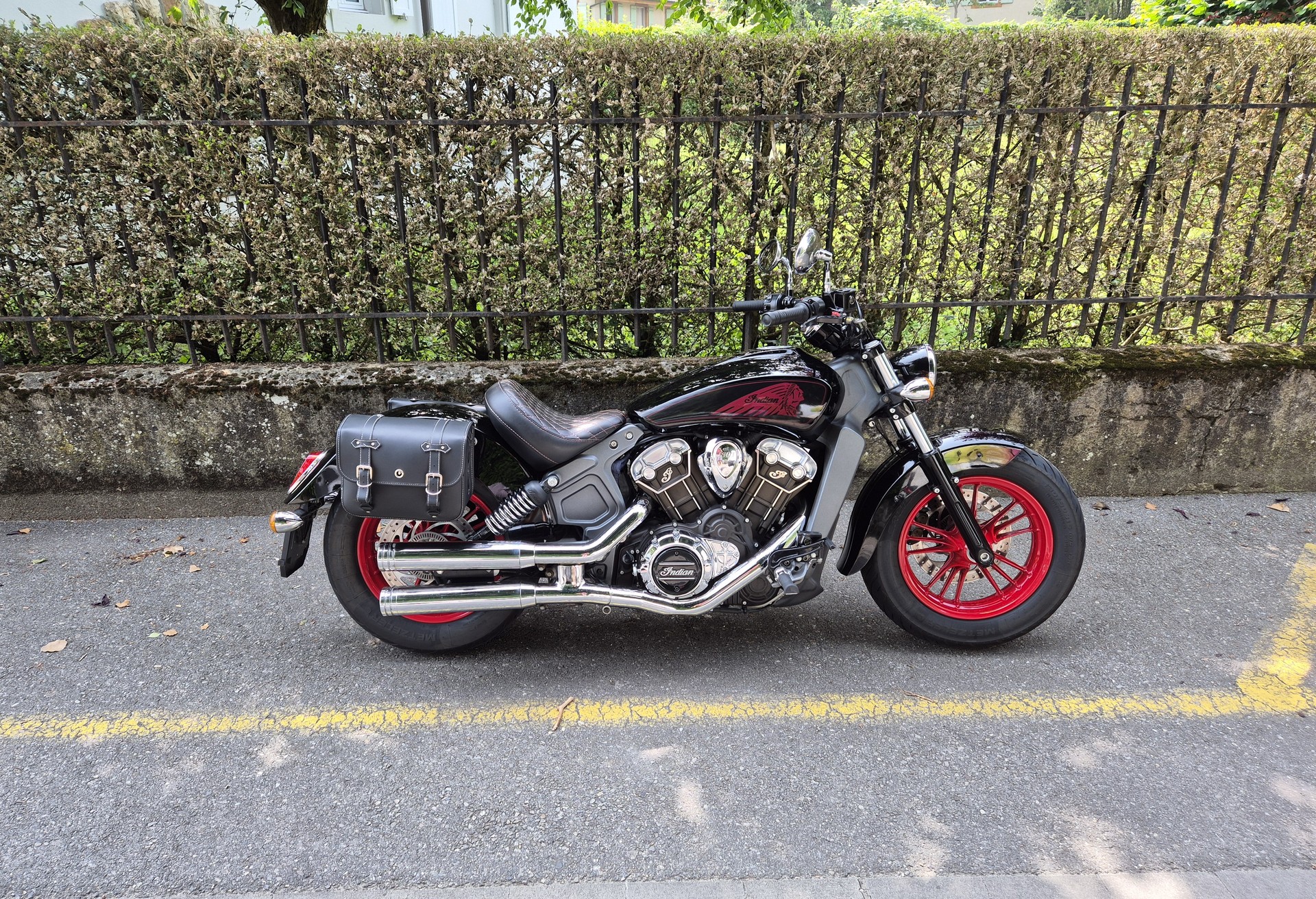 INDIAN Scout ABS