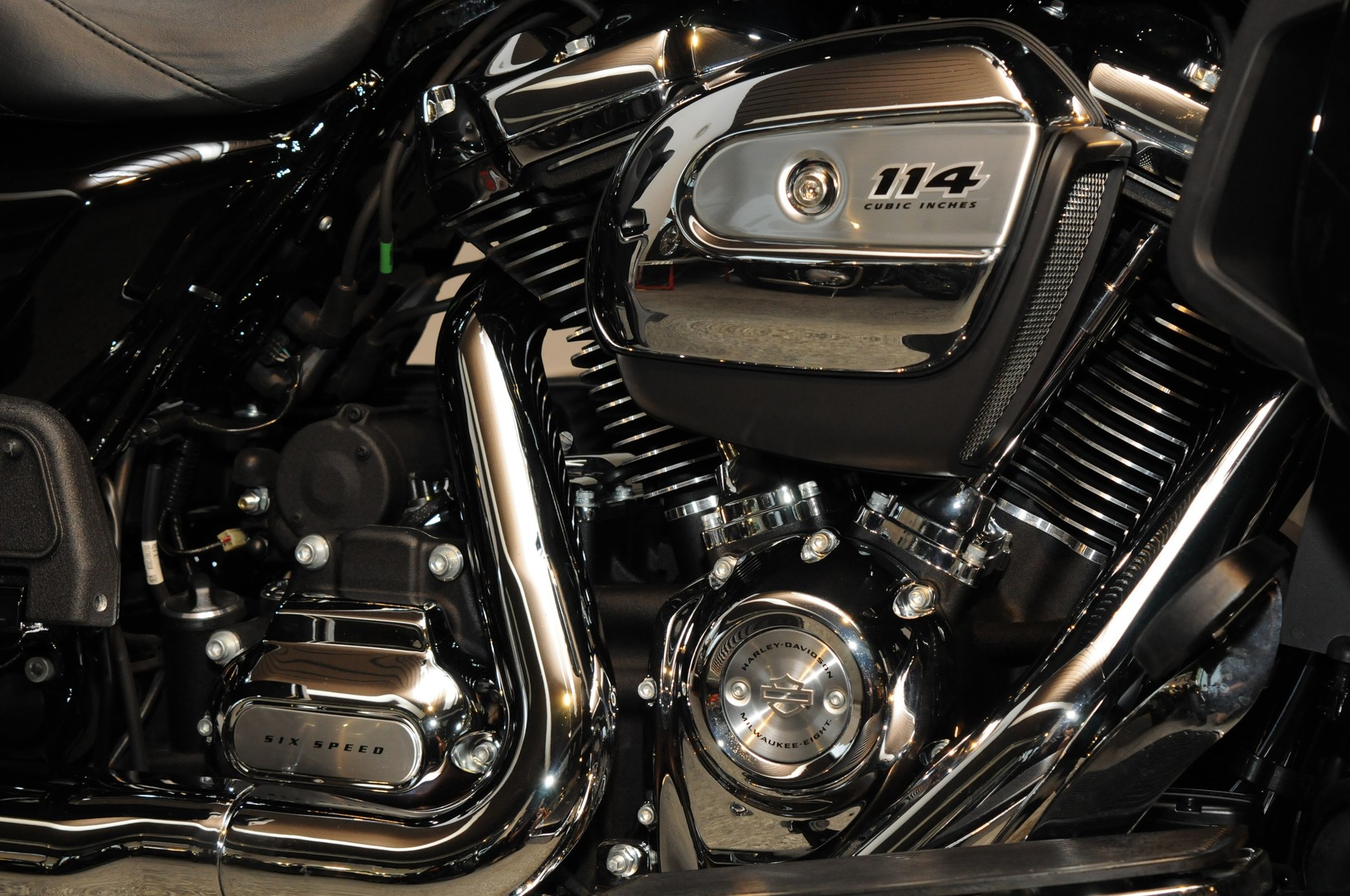HARLEY-DAVIDSON FLHTK Electra Glide Ultra Limited 114-image-5