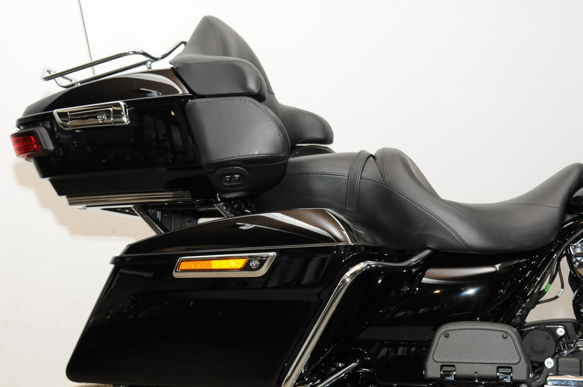 HARLEY-DAVIDSON FLHTK Electra Glide Ultra Limited 114-image-7