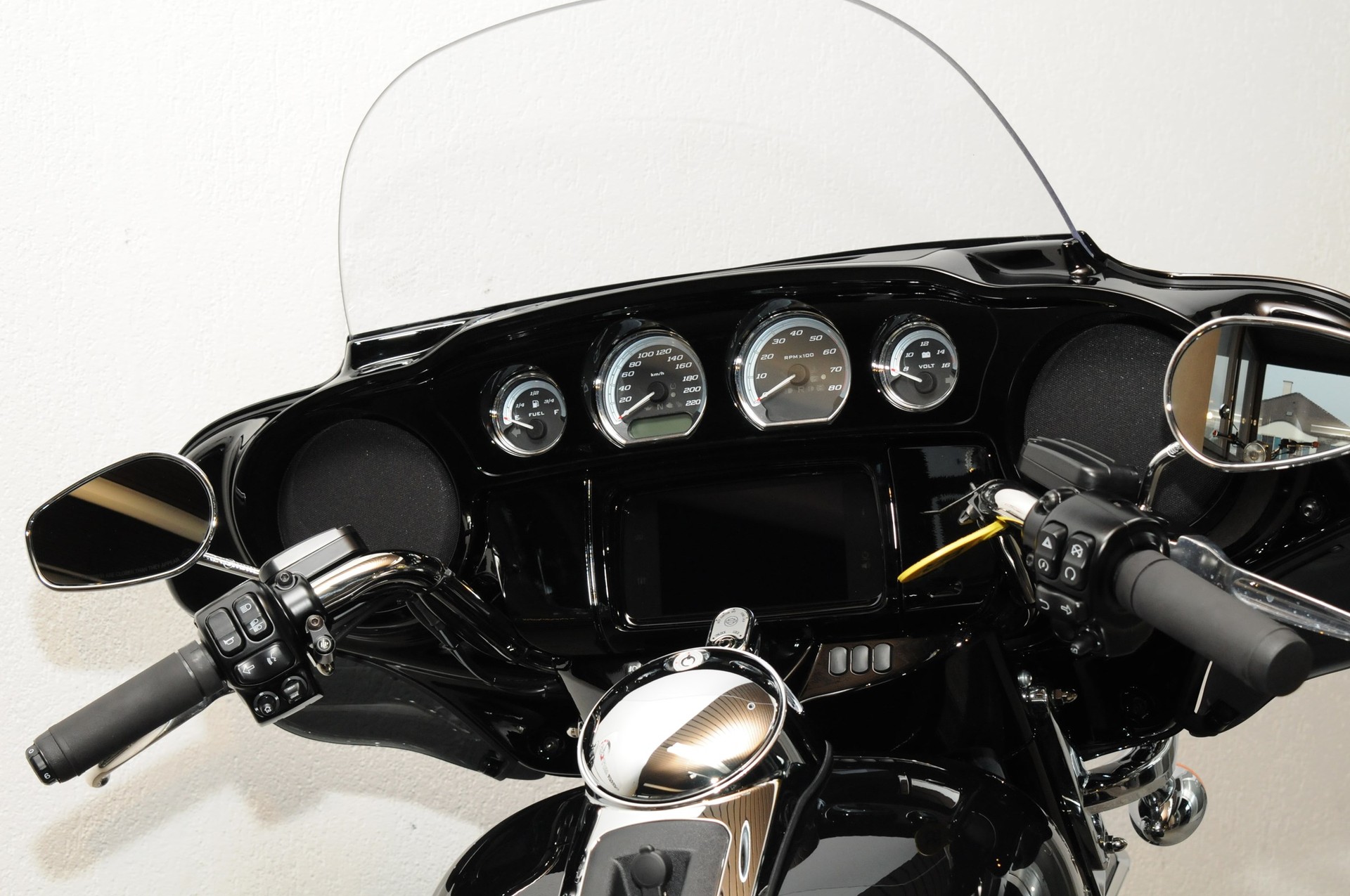 HARLEY-DAVIDSON FLHTK Electra Glide Ultra Limited 114-image-4