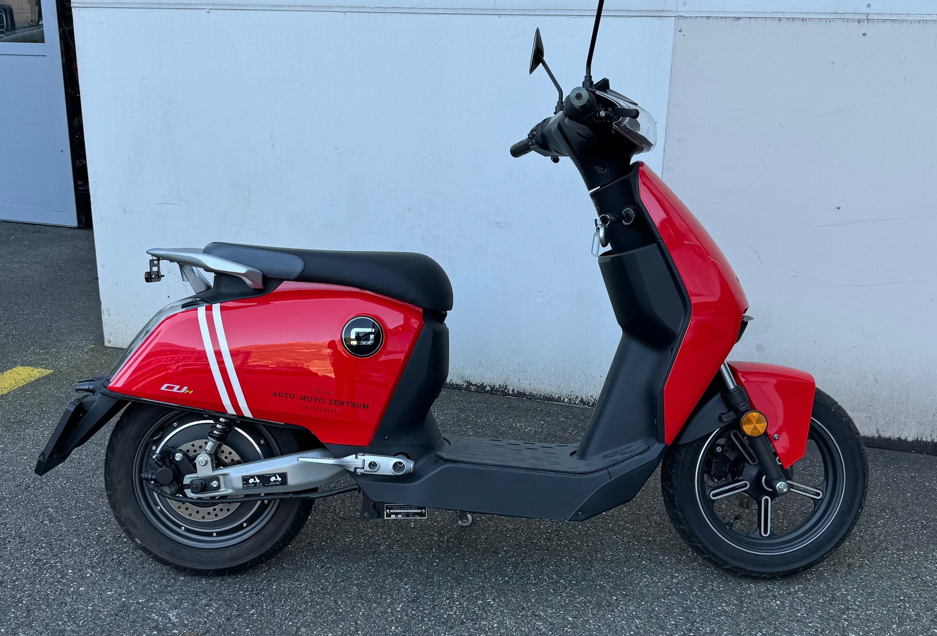 SUPER SOCO CUX-showroom-element-3
