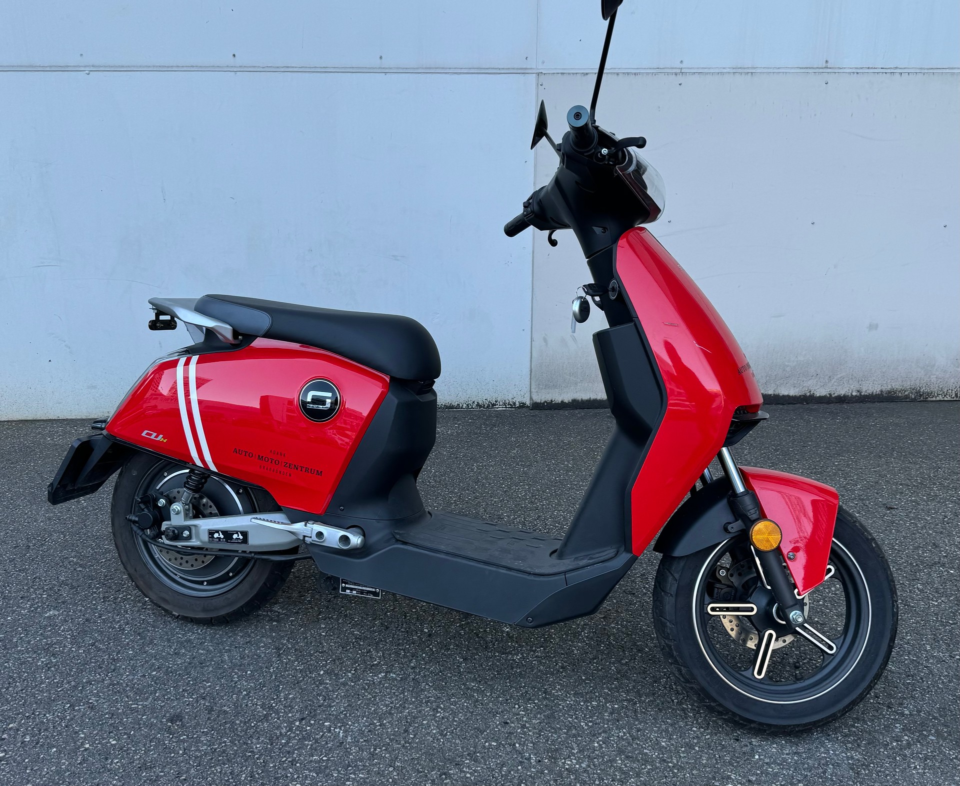 SUPER SOCO CUX-showroom-element-1