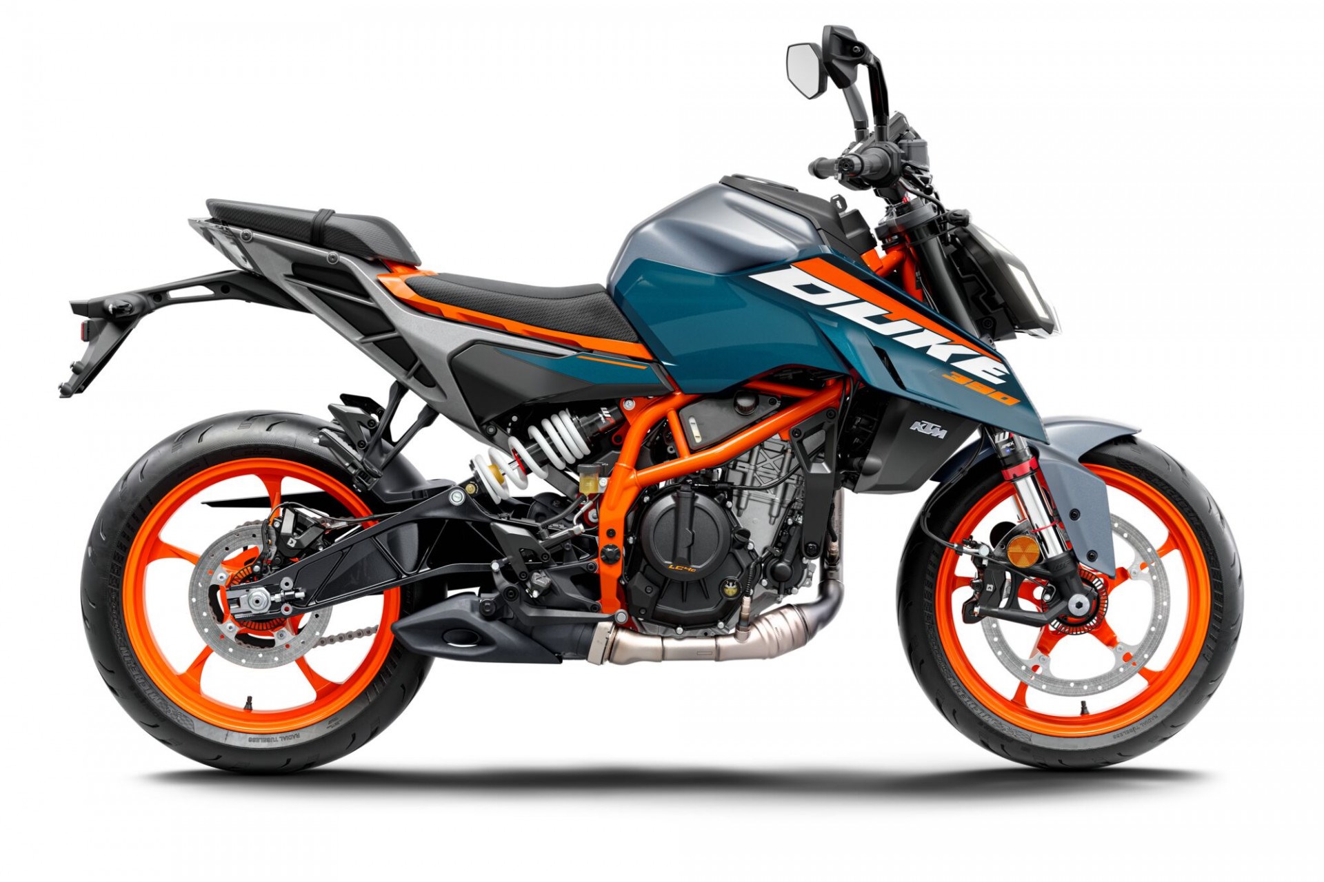 KTM 390 Duke-showroom-element-3