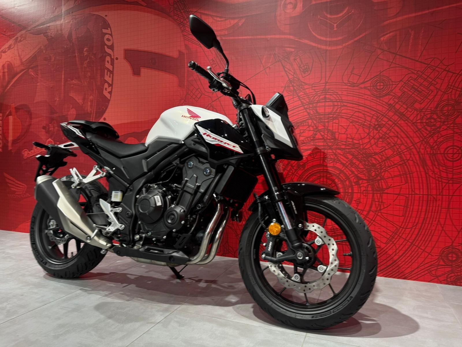 HONDA CB 500 Hornet-showroom-element-2