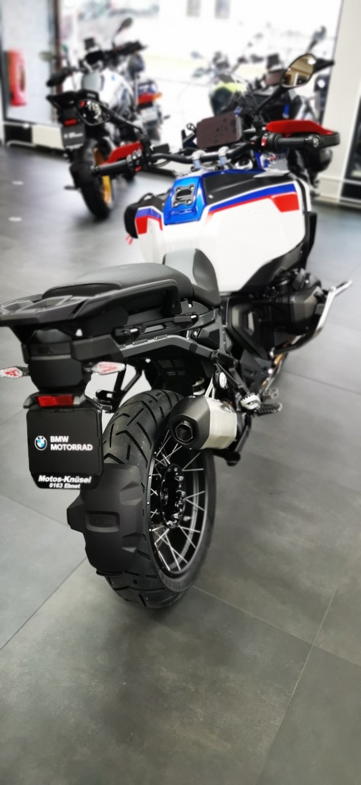BMW R 1300 GS Adventure-showroom-element-3