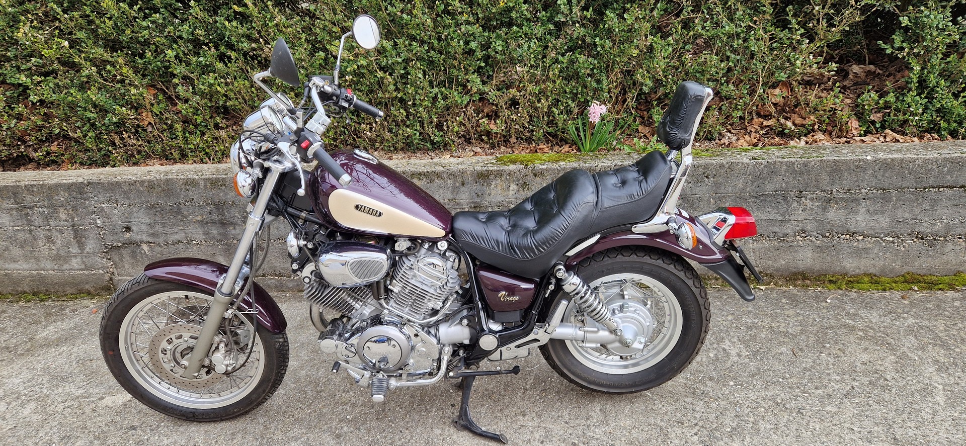 YAMAHA XV 750 Virago-image-3