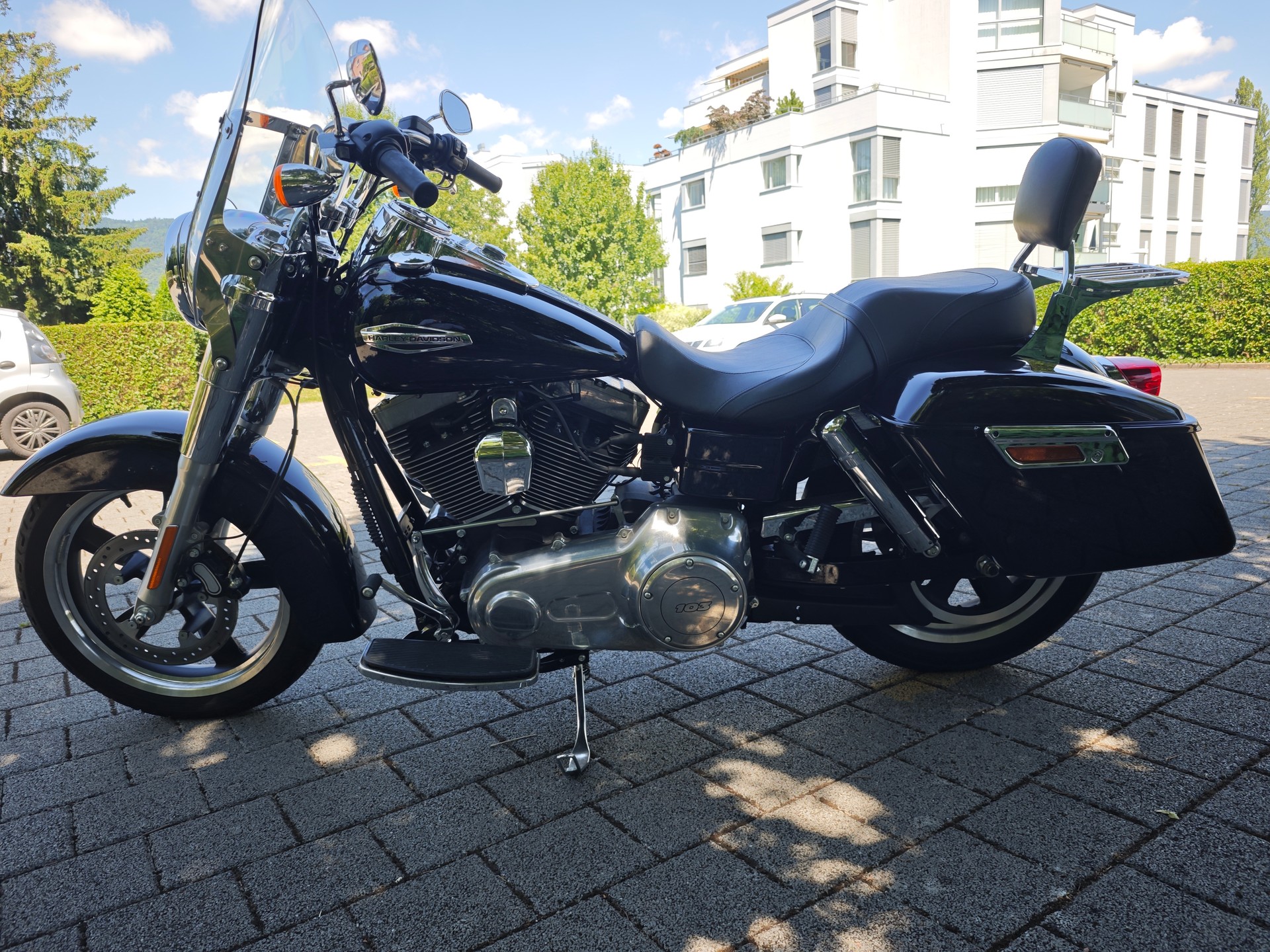 HARLEY-DAVIDSON FLD Dyna Switchback ABS-image-6