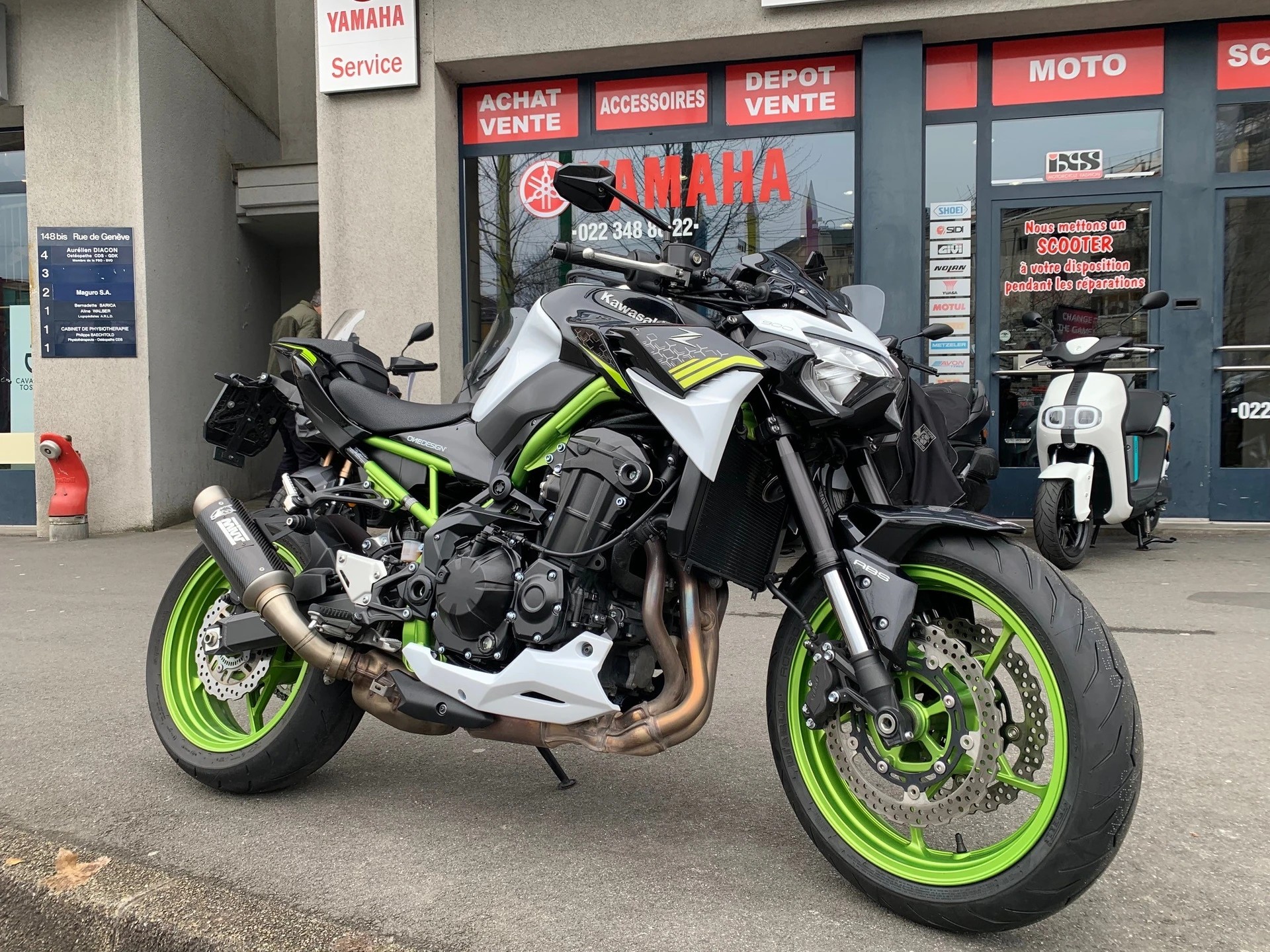 KAWASAKI Z 900-showroom-element-1