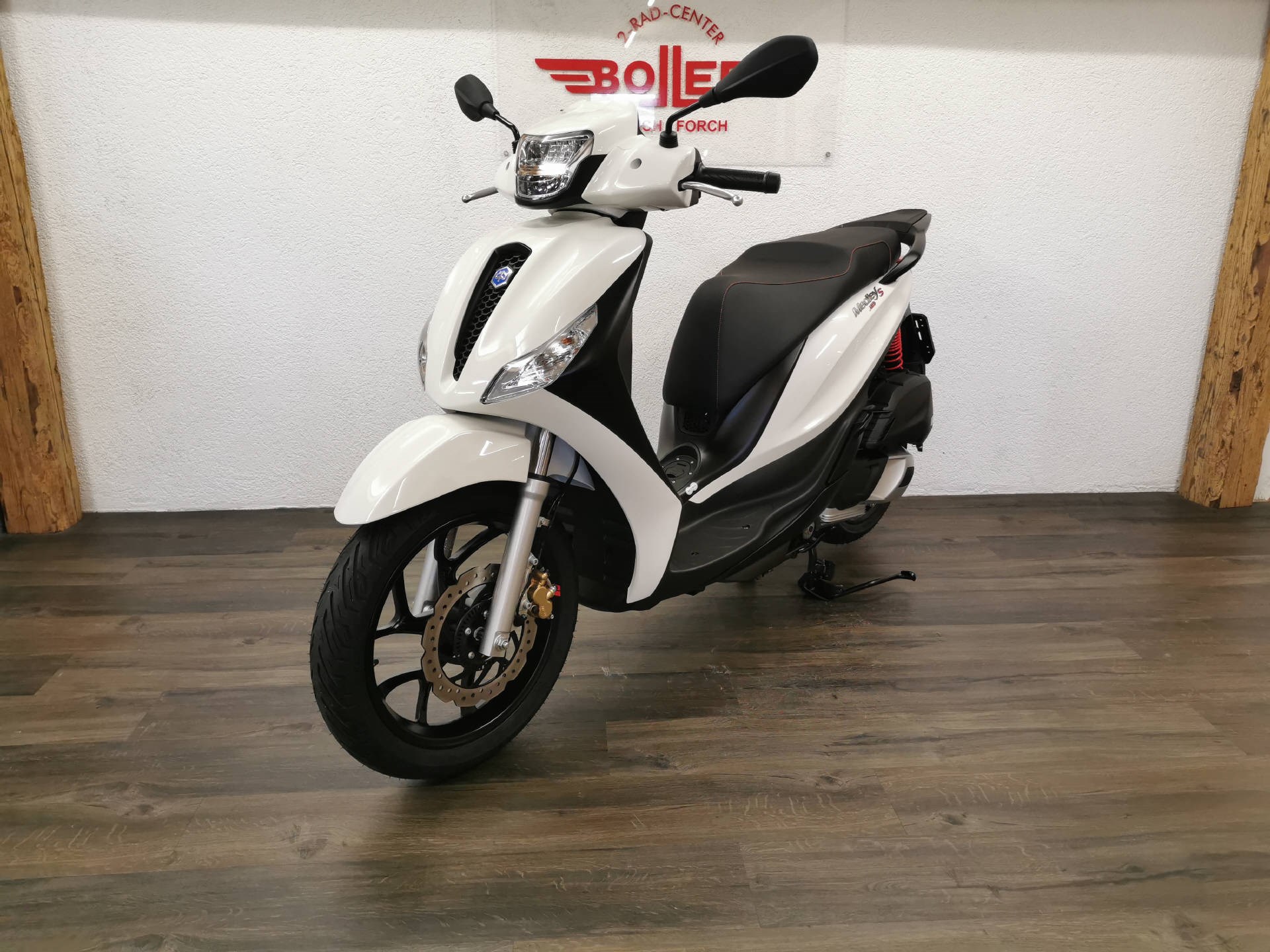 PIAGGIO Medley 125 iGet Sport ABS/ABS-showroom-element-1