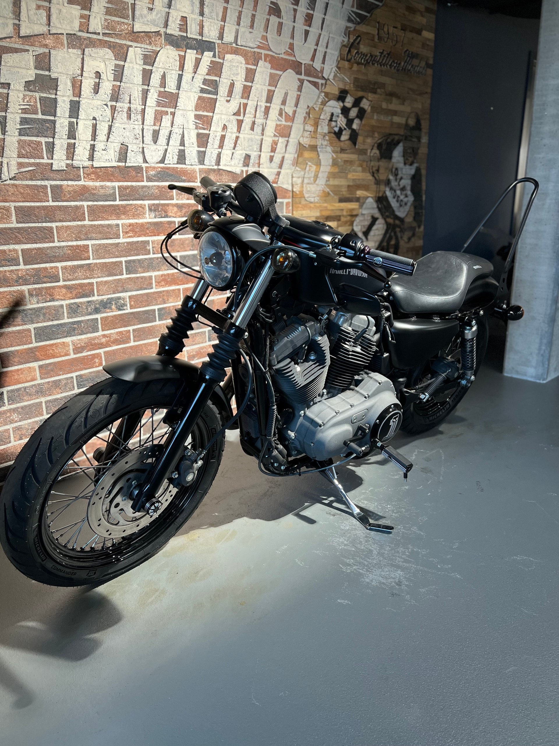 HARLEY-DAVIDSON XL 1200 N Sportster Nightster-showroom-element-1