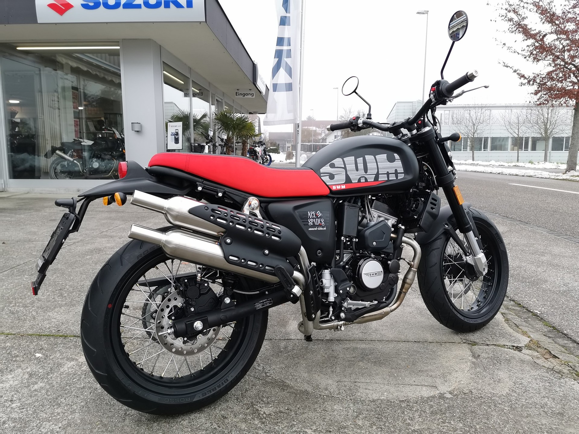 SWM Ace of Spades 125 ABS-image-2