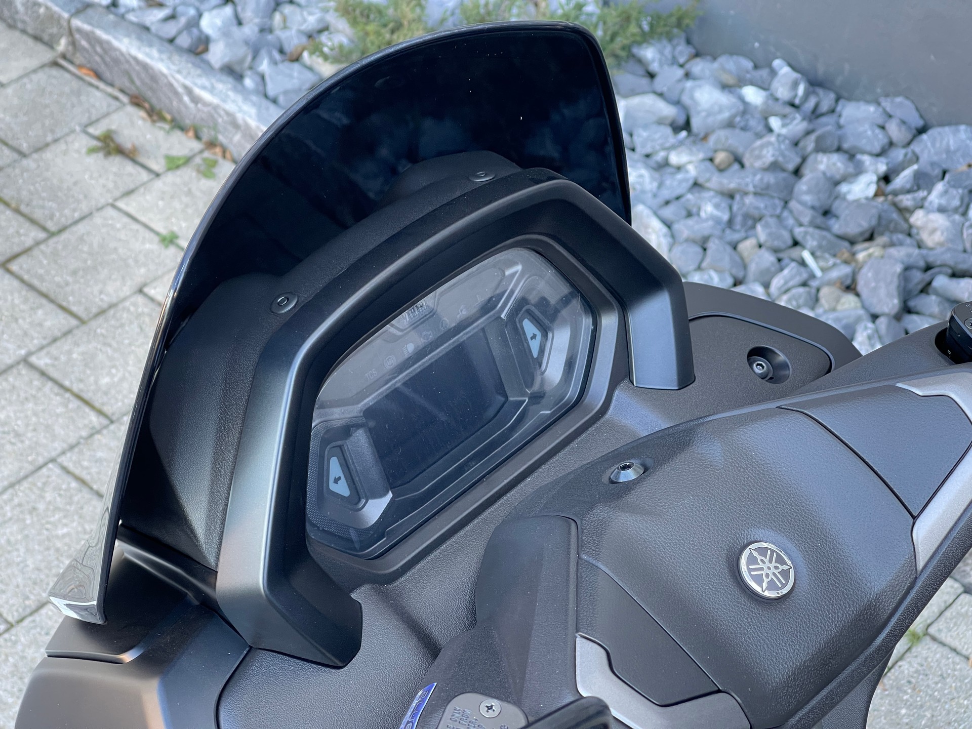 YAMAHA NMAX 125 (2025)-showroom-element-2