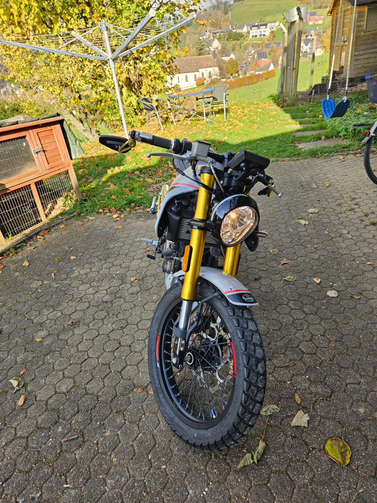 MONDIAL HPS 125