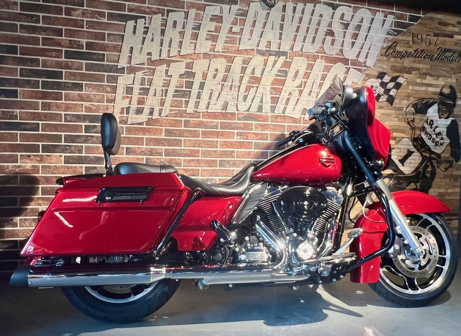 HARLEY-DAVIDSON FLHX Street Glide ABS-showroom-element-2