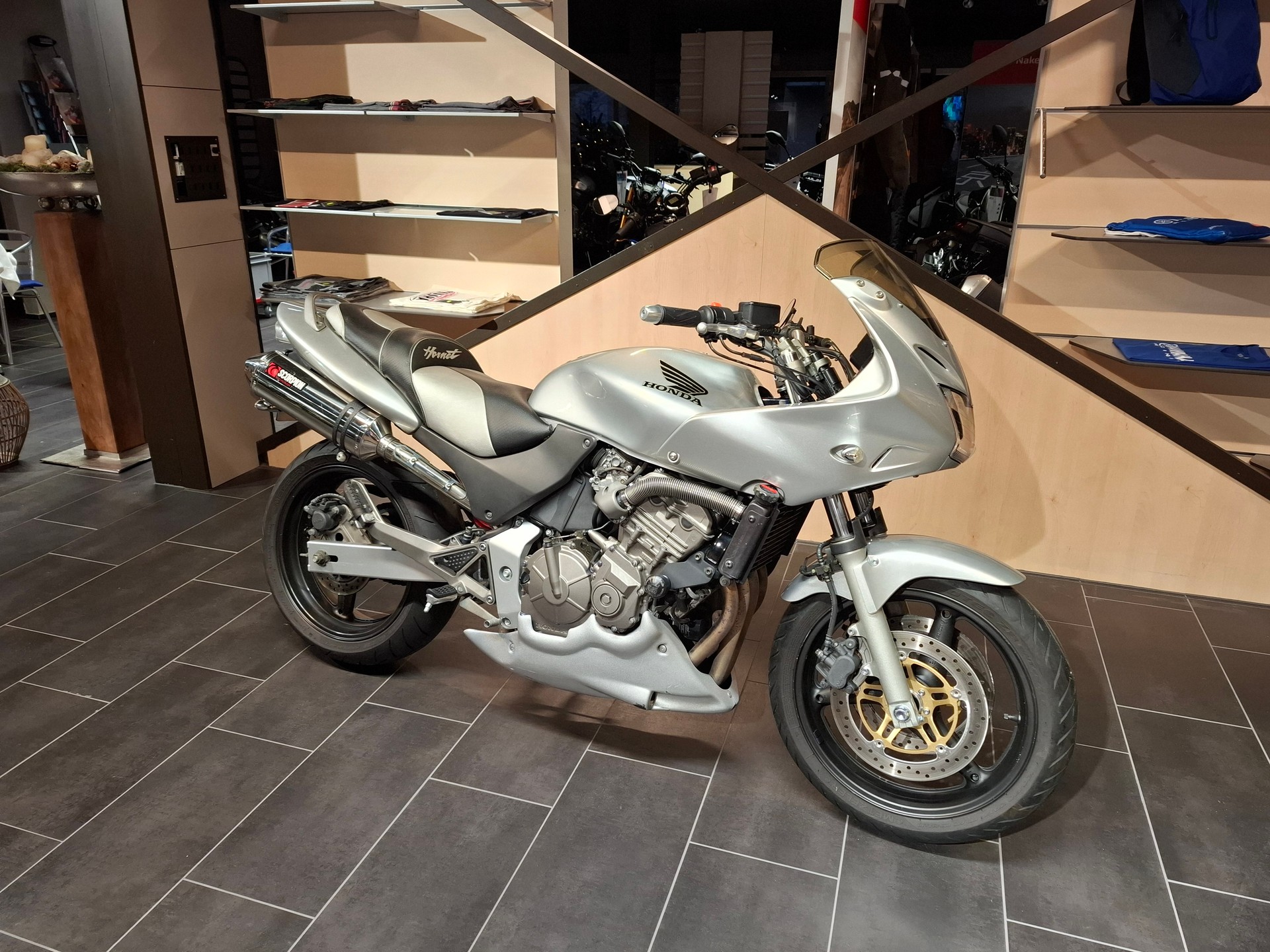 HONDA CB 600 F Hornet-S (25kW)
