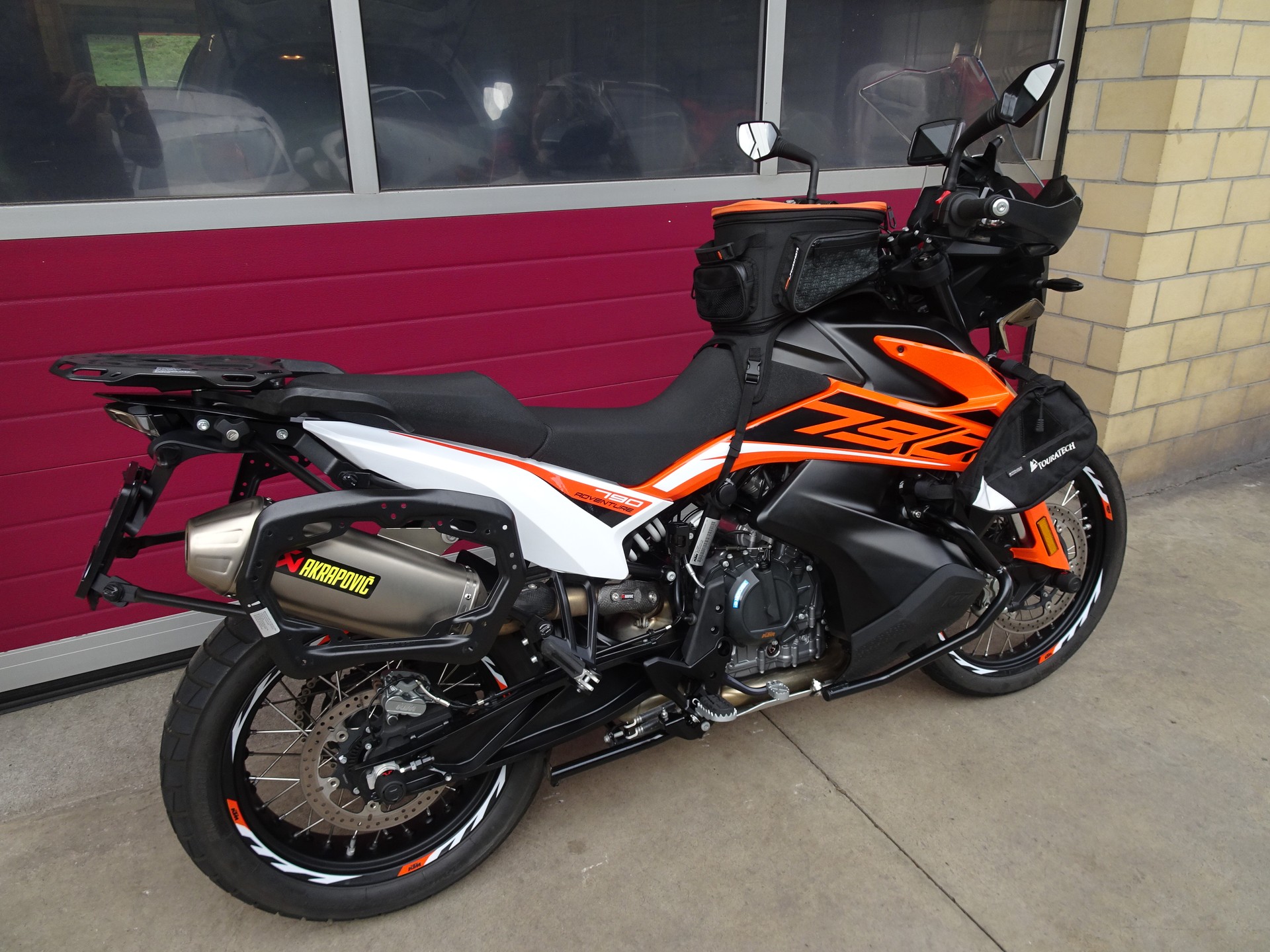 KTM 790 Adventure ABS (35kW)-showroom-element-3