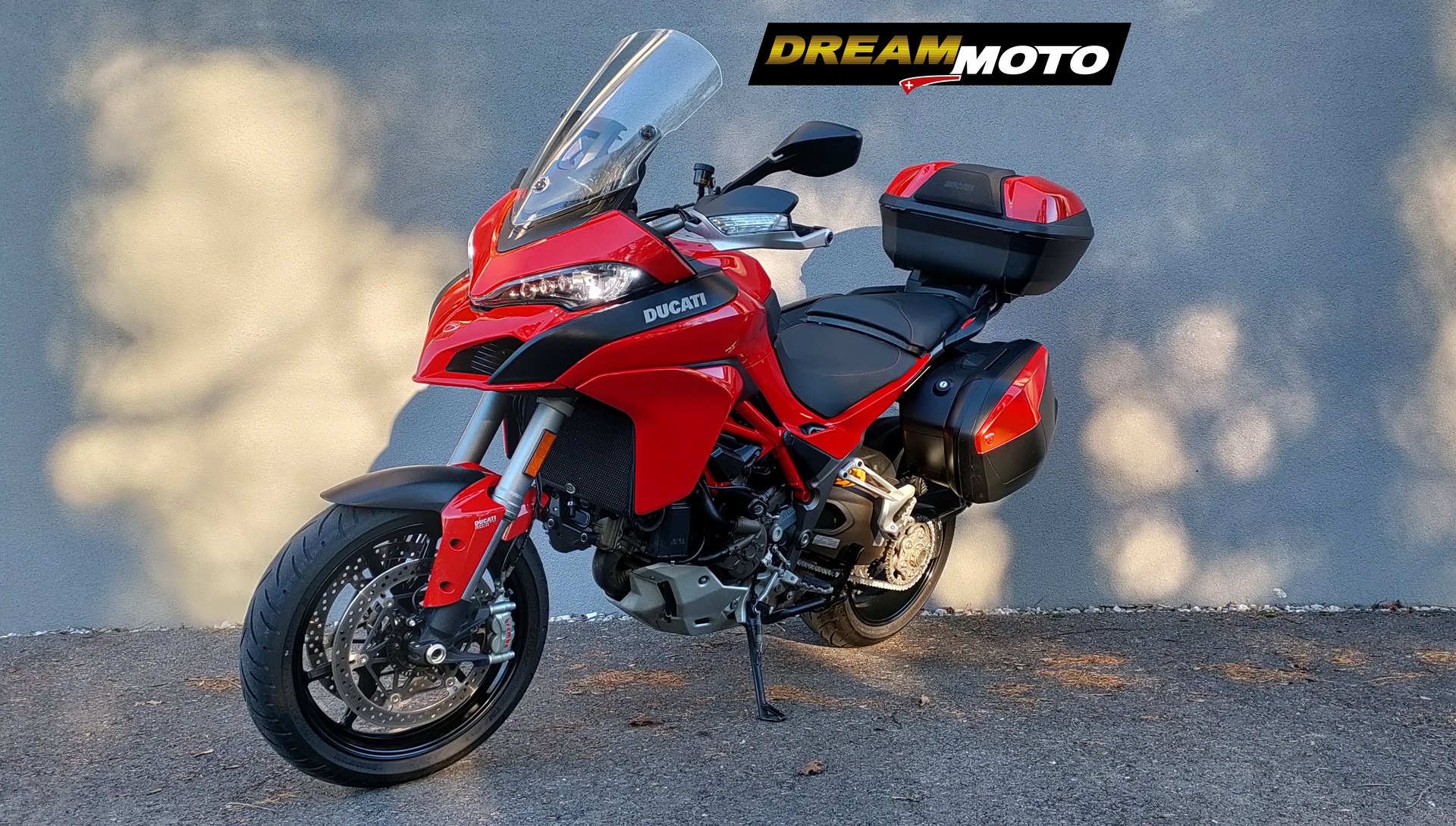 DUCATI Multistrada 1200 S Touring Pack-showroom-element-1