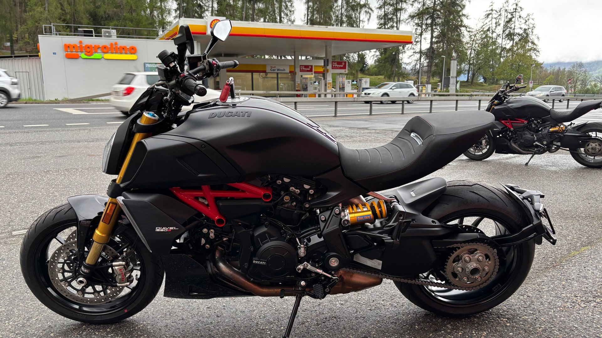 DUCATI Diavel 1260 S-image-2
