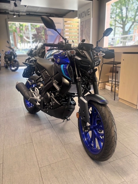 YAMAHA MT-125