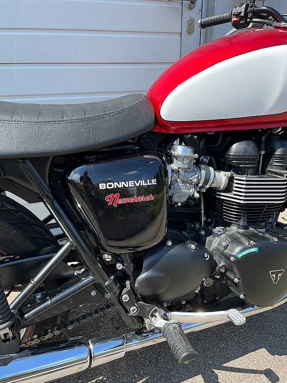 TRIUMPH Bonneville Newchurch-image-3
