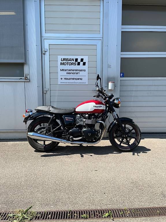 TRIUMPH Bonneville Newchurch-image-0