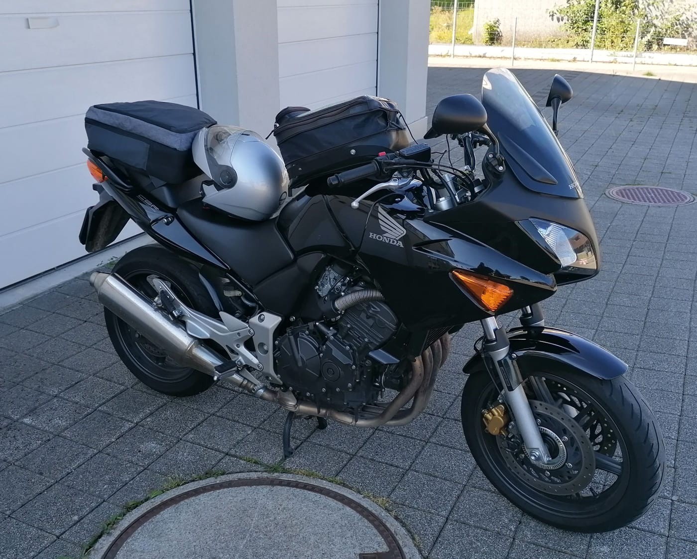 HONDA CBF 600 SA ABS-showroom-element-1