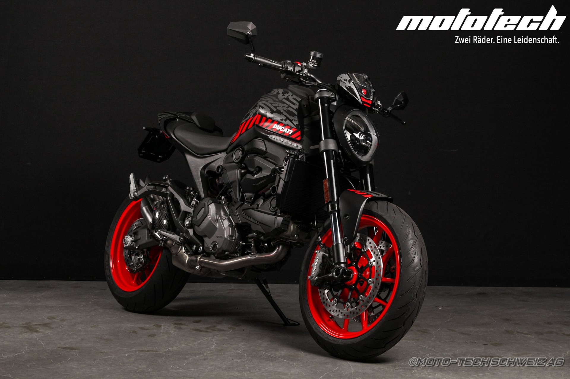 DUCATI Monster + 937 UMBAU / 4 JAHRE GARANTIE-showroom-element-1