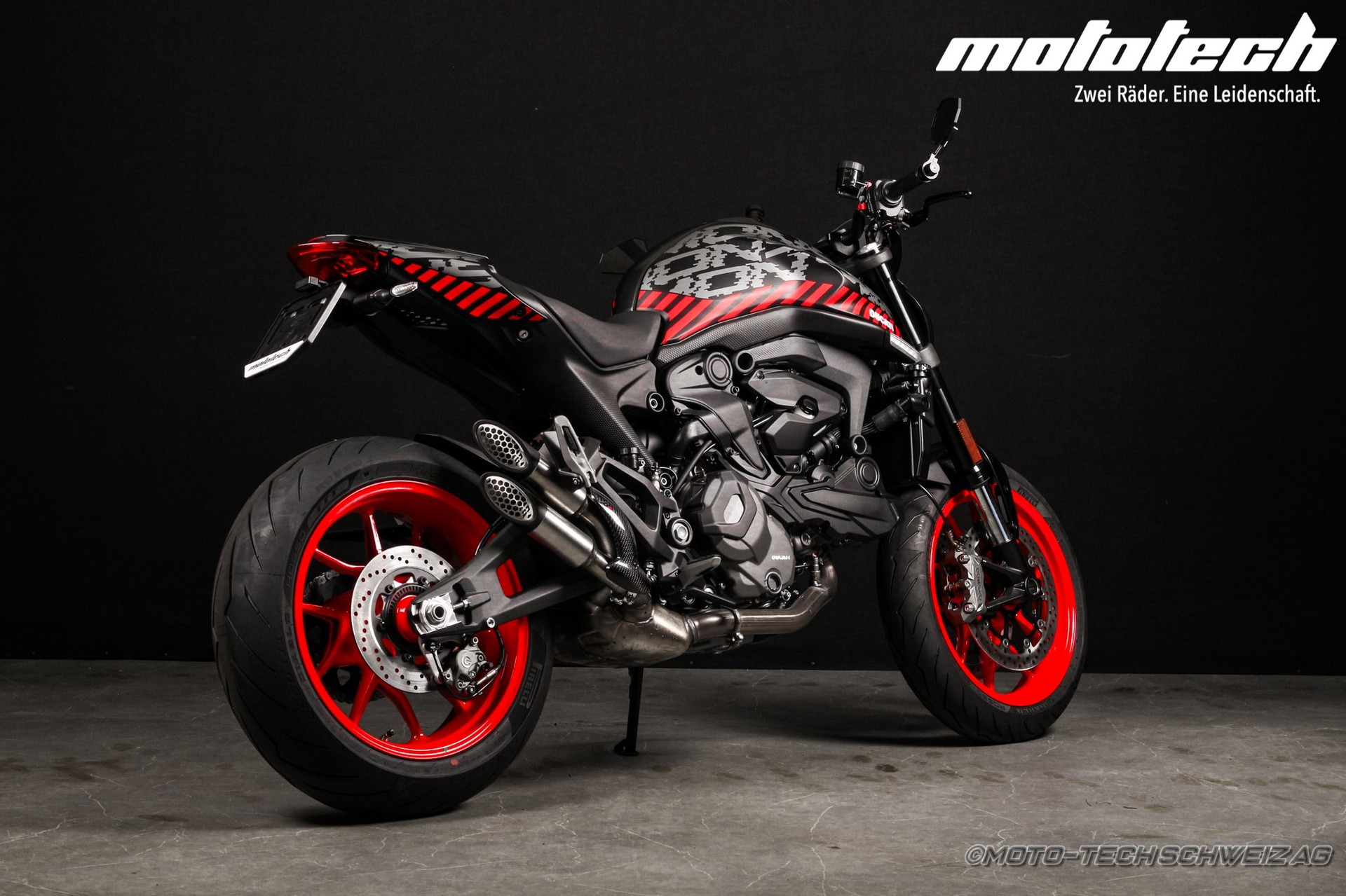 DUCATI Monster + 937 UMBAU / 4 JAHRE GARANTIE-showroom-element-3