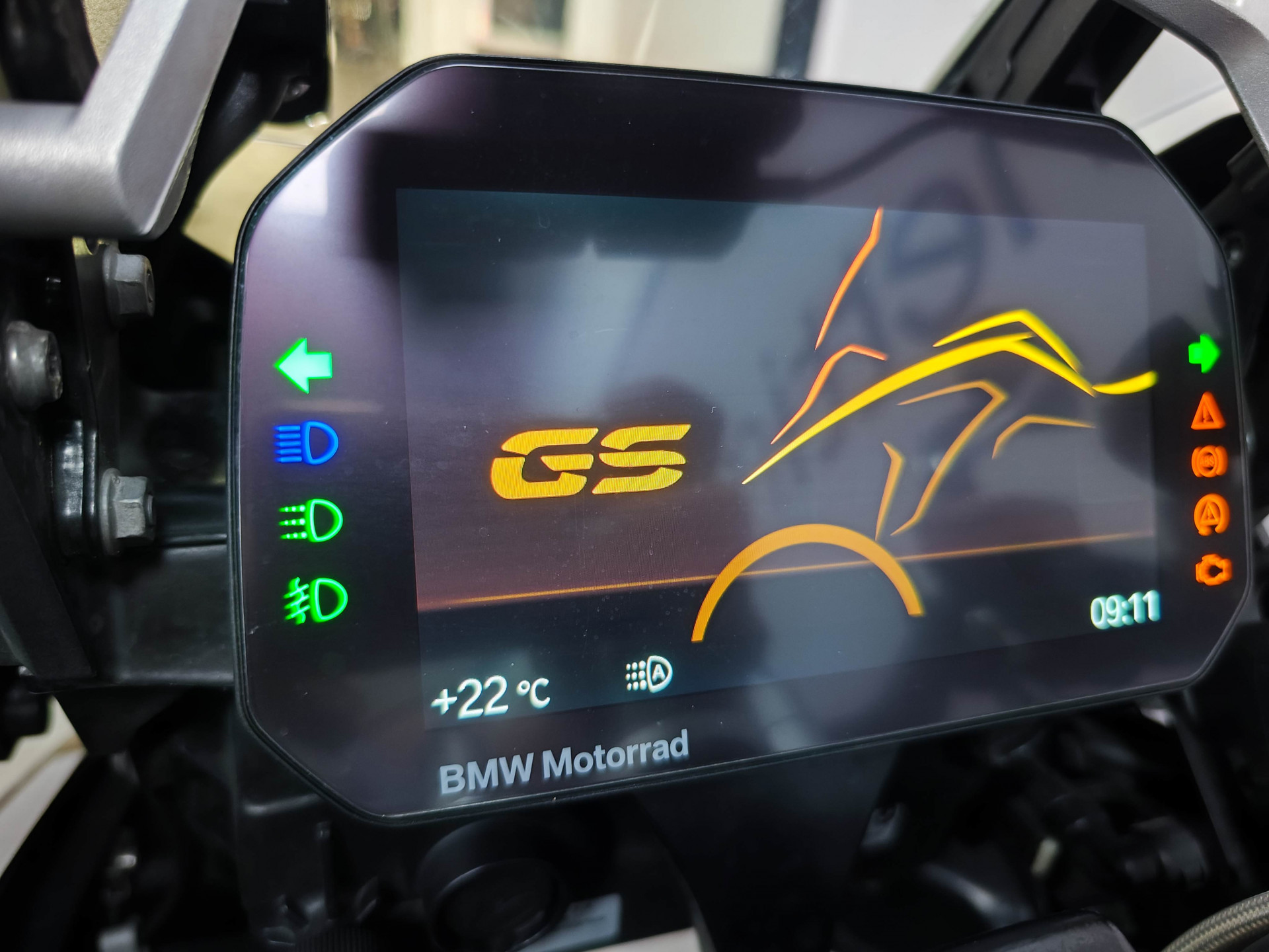BMW R 1250 GS Triple Black ***CONTRAT ENTRETIEN***-image-8