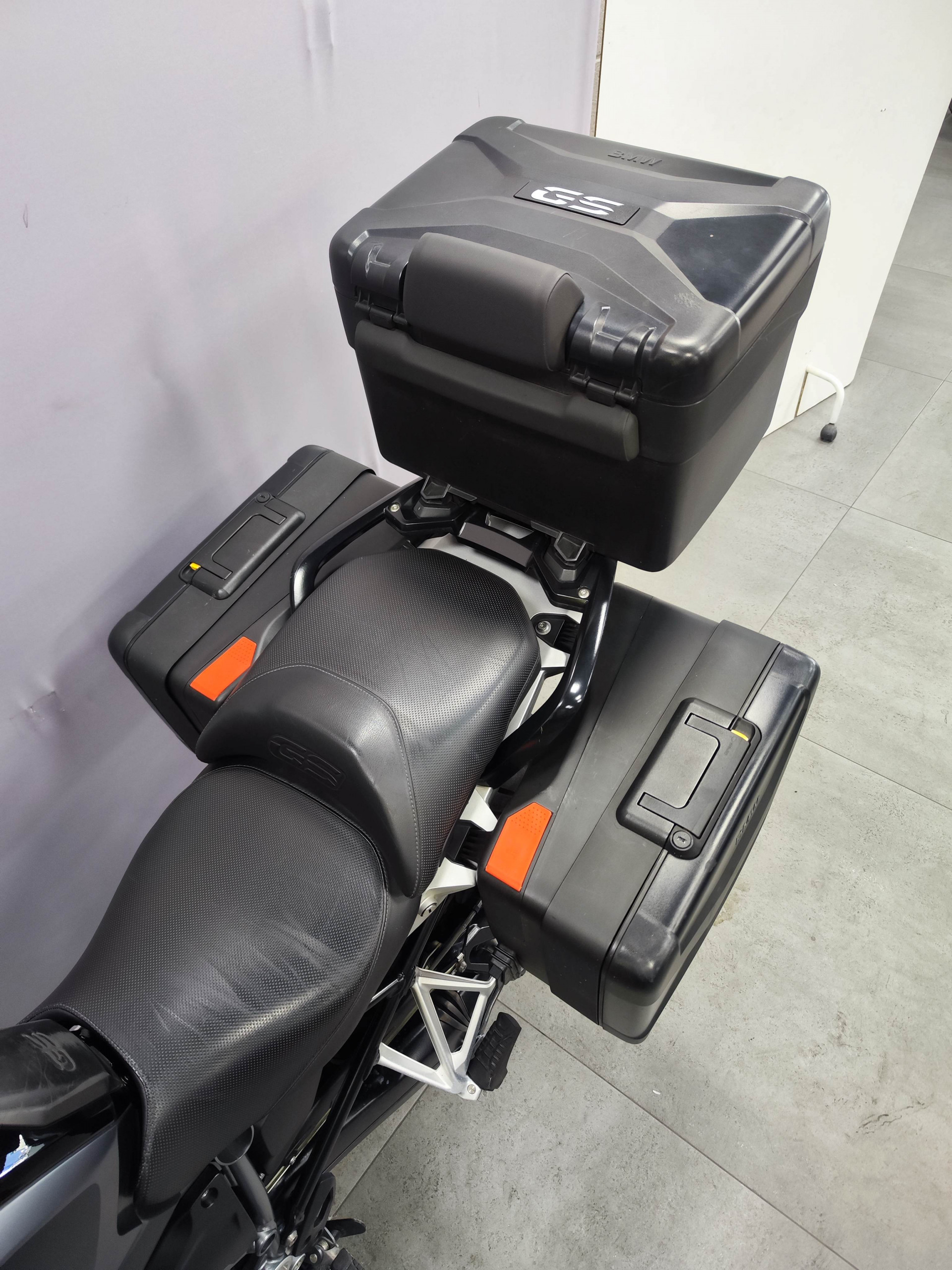 BMW R 1250 GS Triple Black ***CONTRAT ENTRETIEN***-image-5