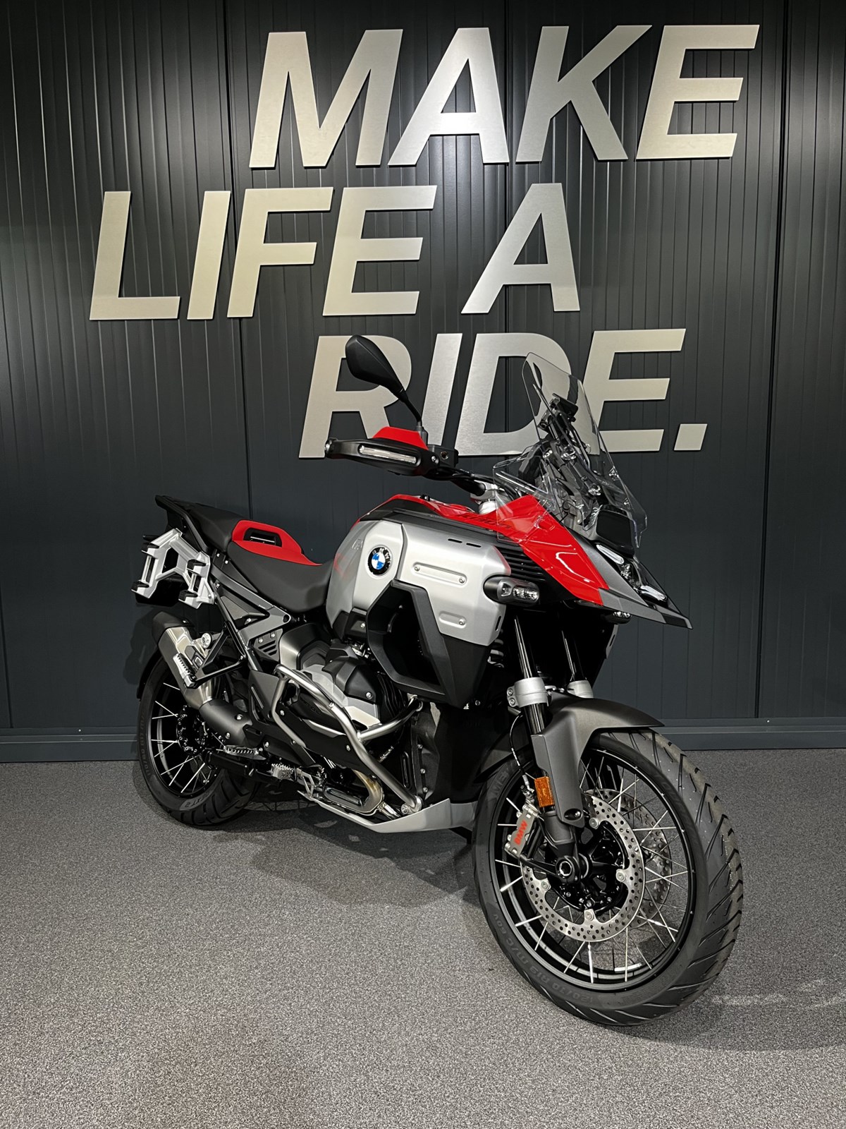BMW R 1300 GS Adventure - Inklusive Service-Paket 3 Jahre / 30'000km!-image-1